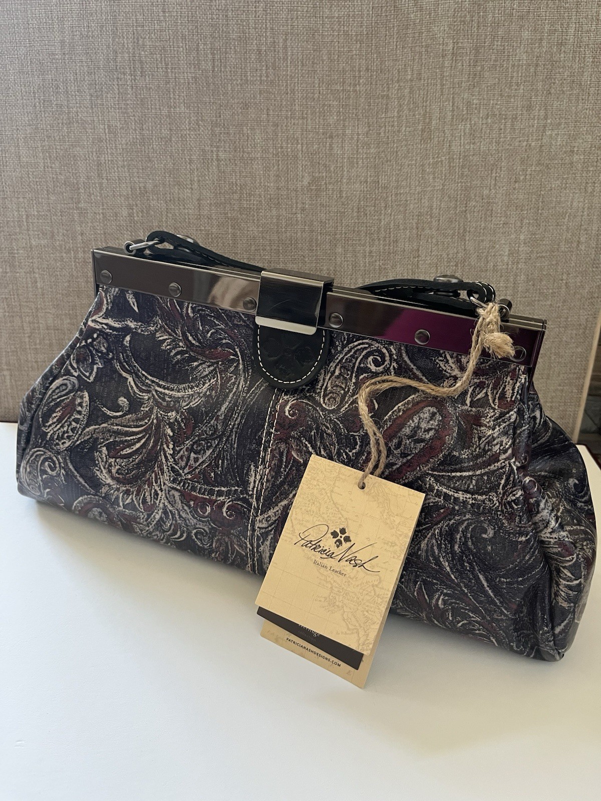 Patricia Nash Heritage Paisley Frame Clutch Wristlet Push Lock Dust Bag