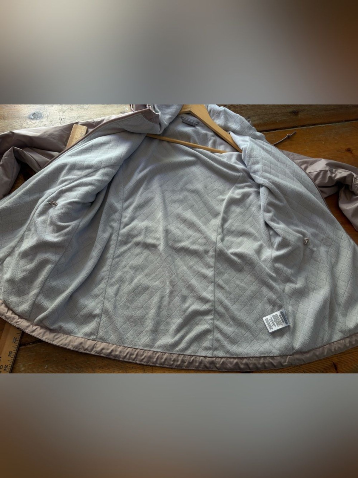 Columbia Hooded Windbreaker Jacket Women’s Medium Taupe Drawstring Waist