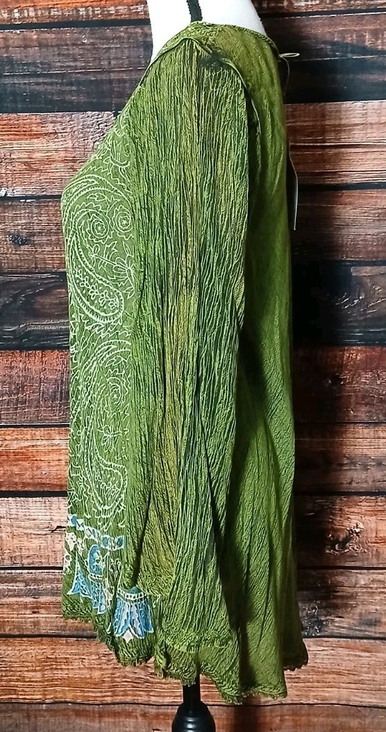 India Boutique Peasant Top Free Size Green Bohemian Sequin Flare Sleeve NWT