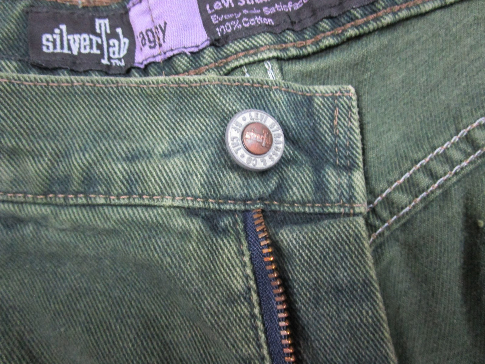 Vintage Levis SilverTab Baggy Green Jeans Men’s 32×29.5 Purple Label USA 90s