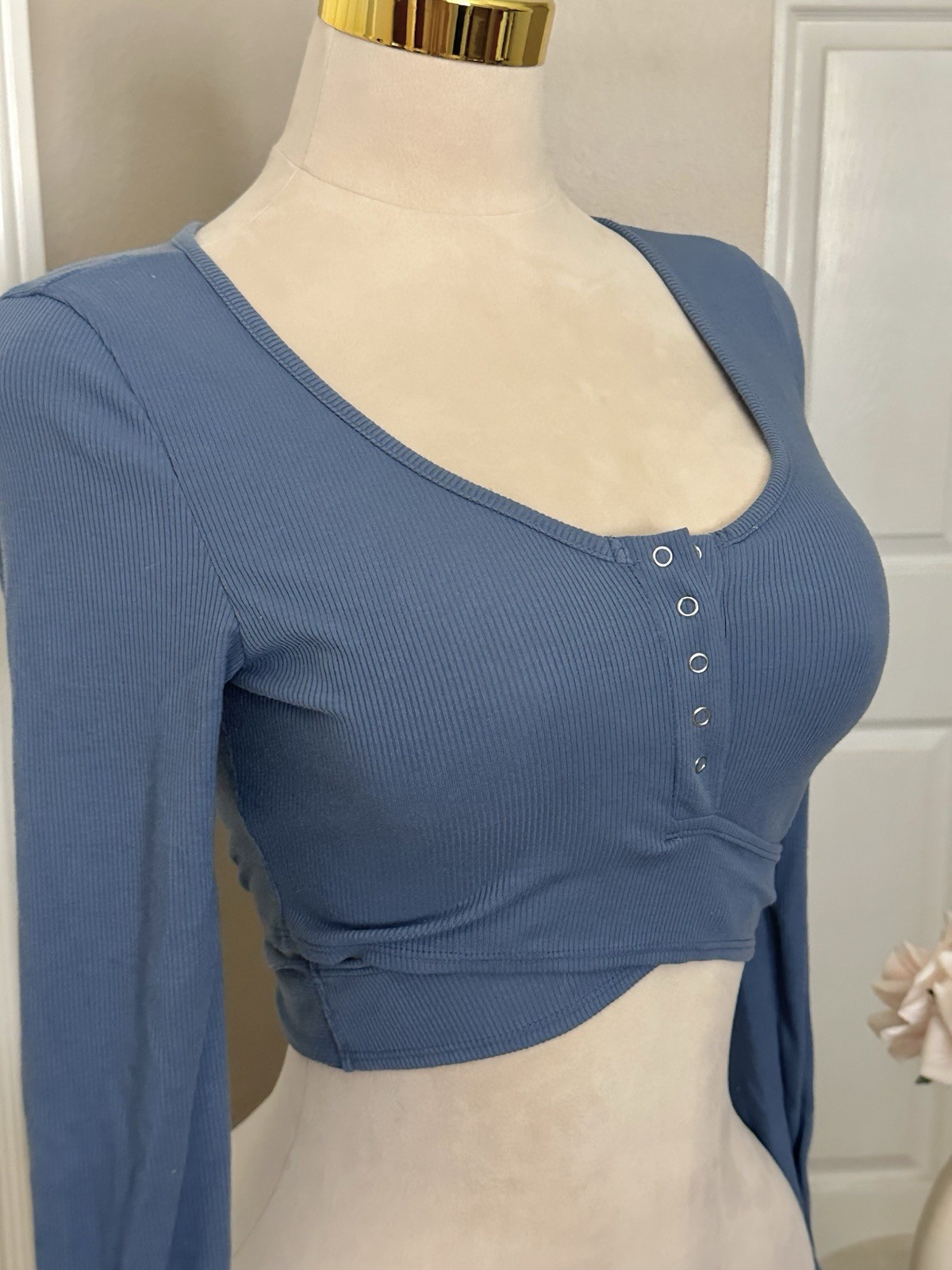 Love Tree Blue Ribbed Long Sleeve Crop Top w/ Snap-Button Front & Wrap Tie Sz S