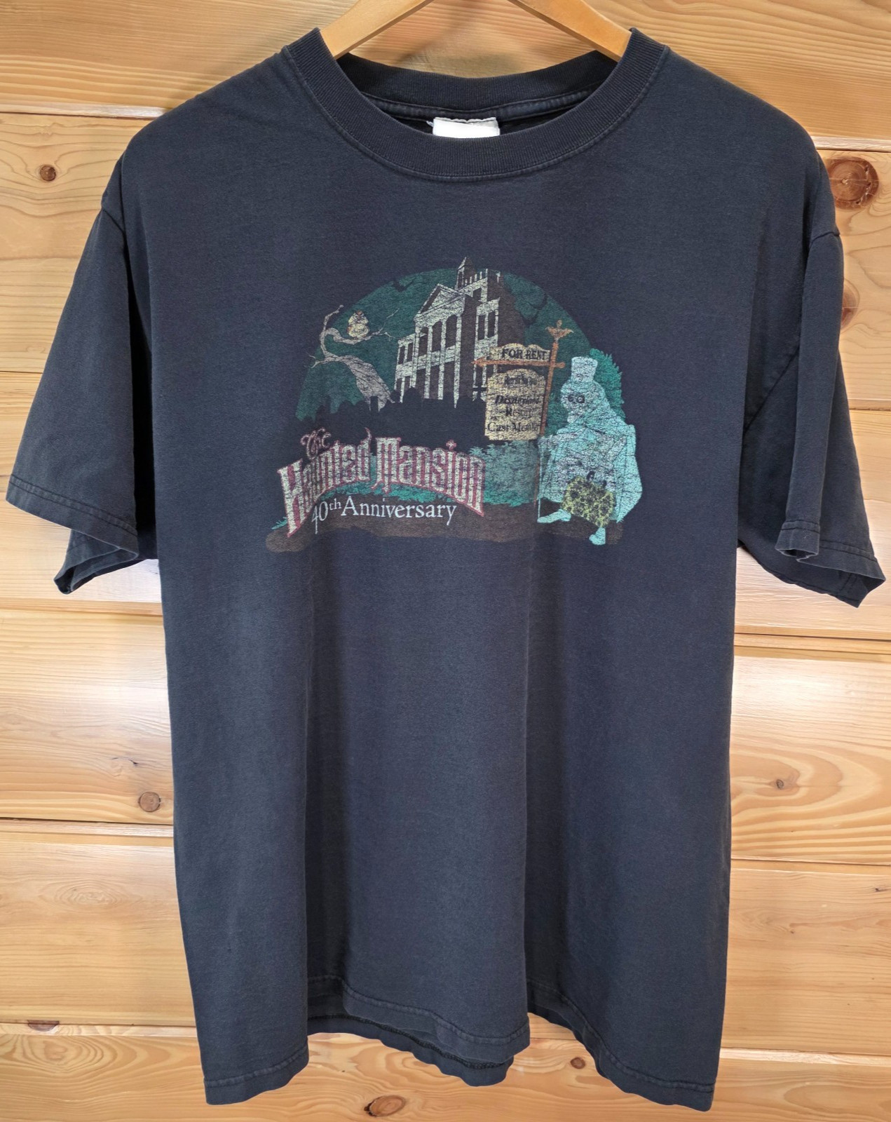 VTG Disney Parks Haunted Mansion Cast Member Shirt 40th Anniversary XL Thrashed