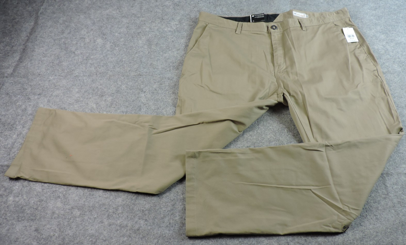Volcom Mens 46×34 Frickin Modern Street True To Size Stretch Chino Pants NEW