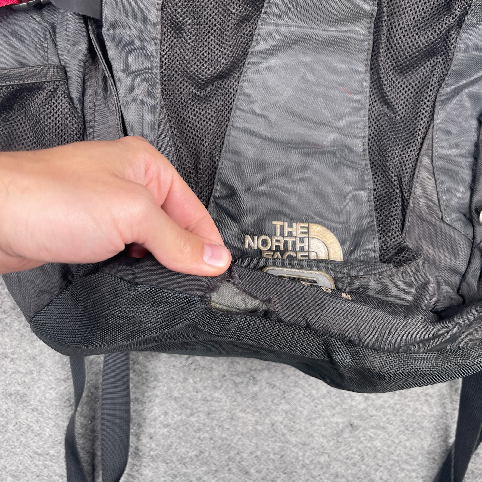 The North Face Recon Backpack Padded Hiking Travel School Laptop Grey