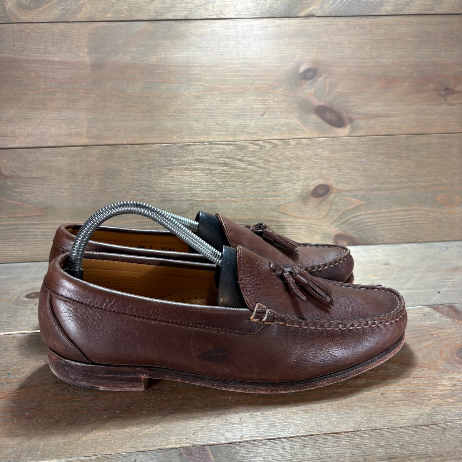 Alden Mens size 7.5 shoes Brown Leather Tassel Cape Cod loafers