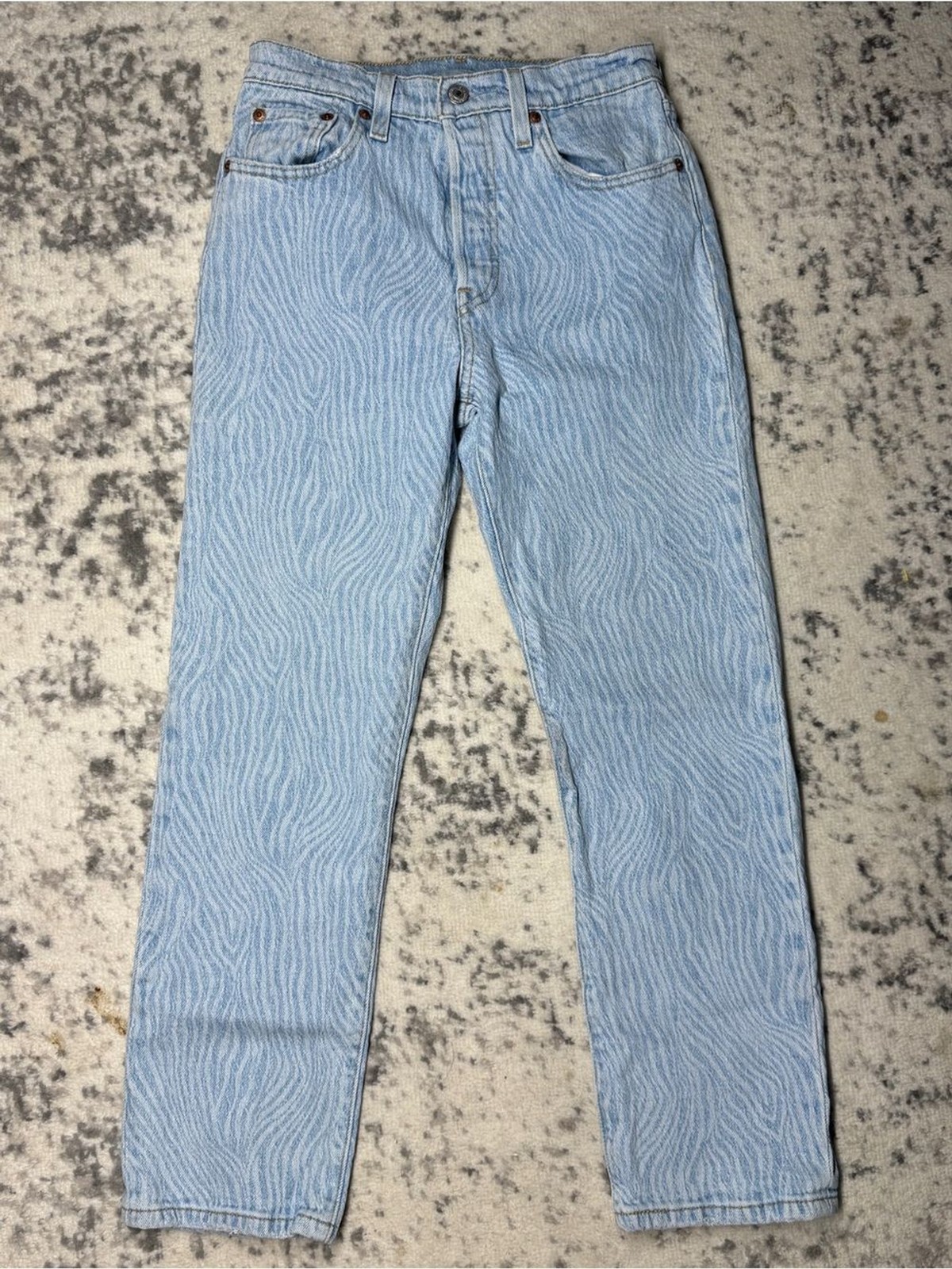 Levi’s 501 Button Fly Jeans Womens W25 L26 Light Wash Straight Leg Denim
