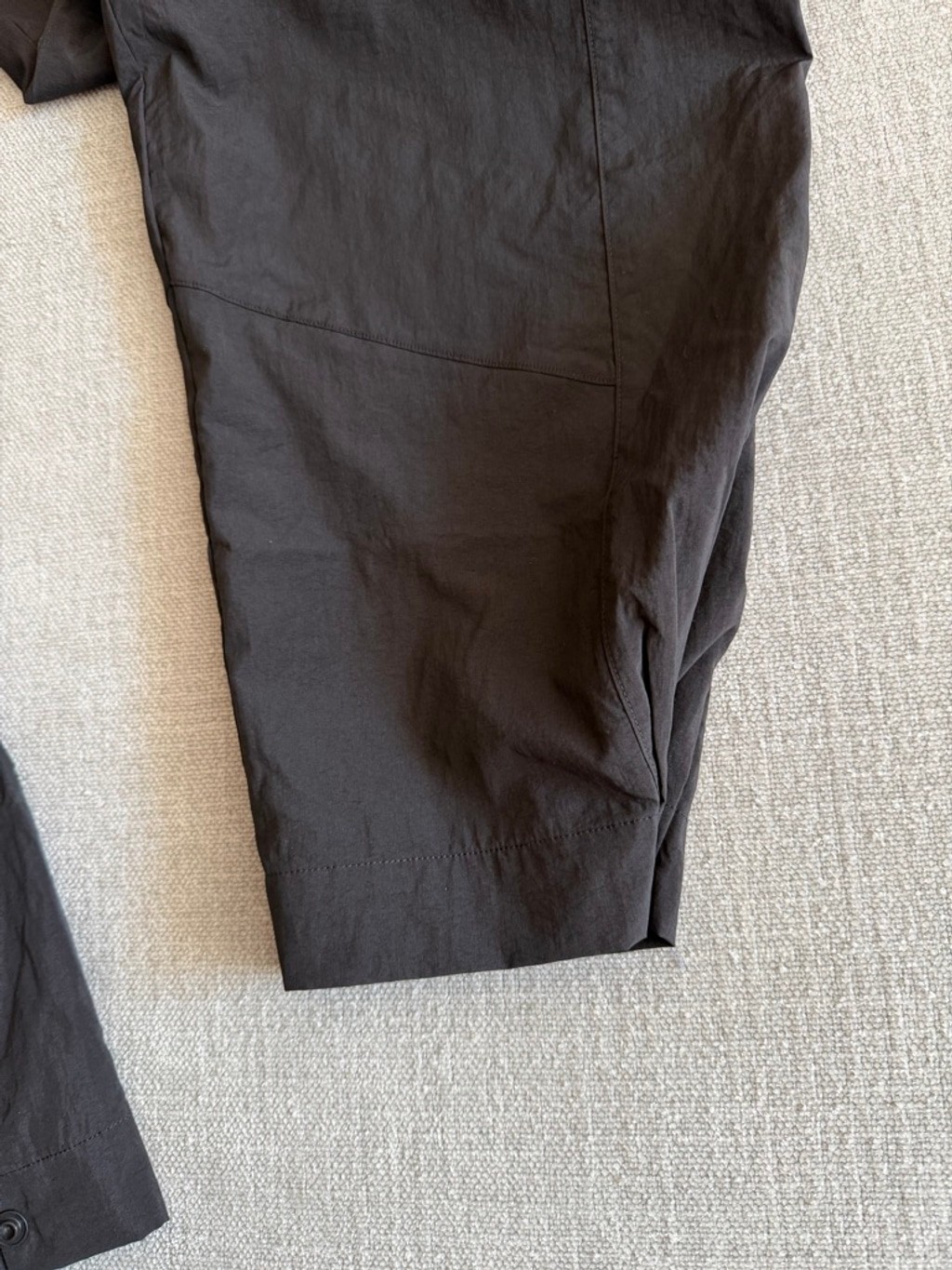 Victoria’s Secret VSX Power Lightweight Womens Black Parachute wind pants large