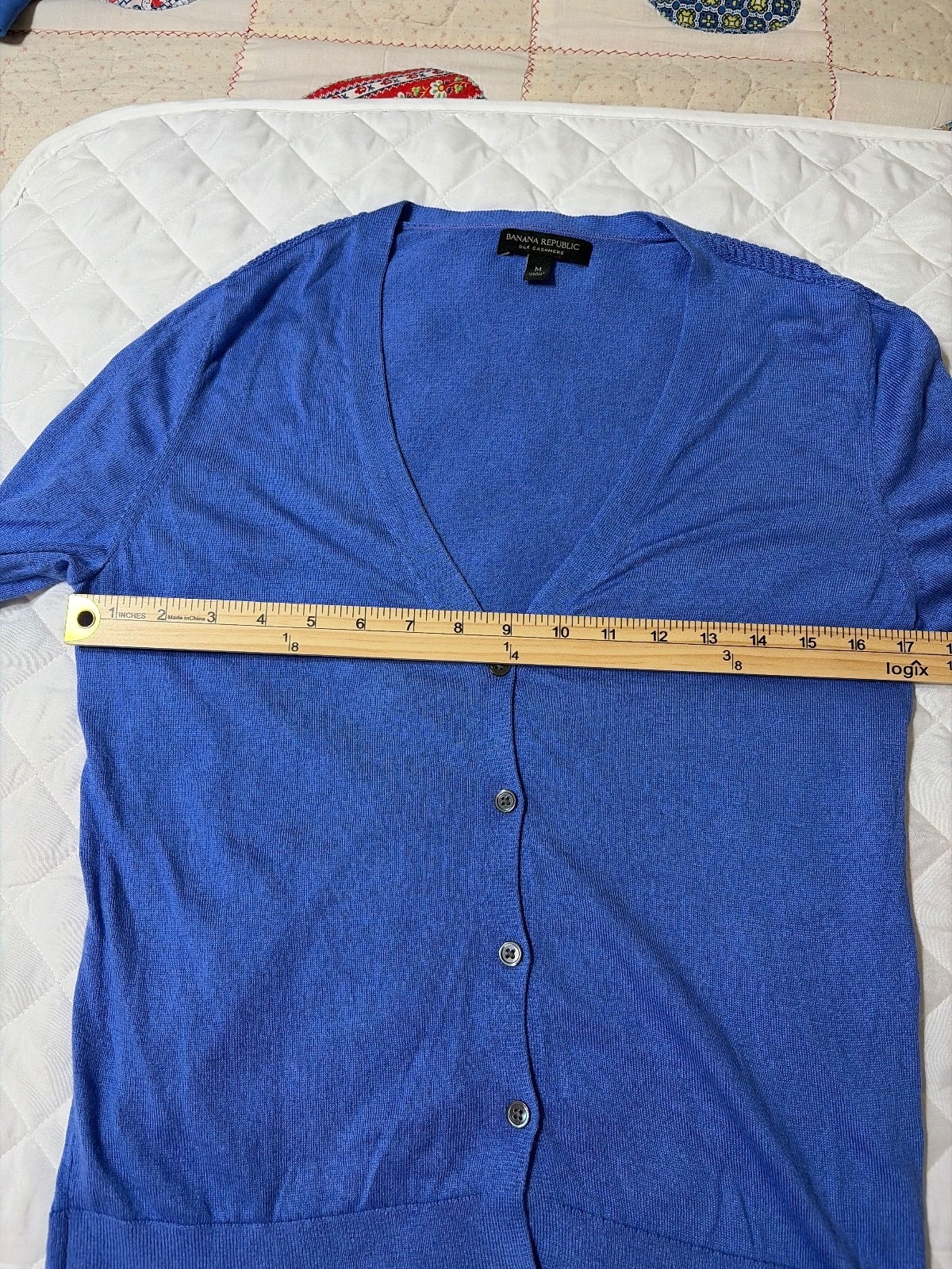 Banana Republic Silk Cashmere Cardigan size medium
