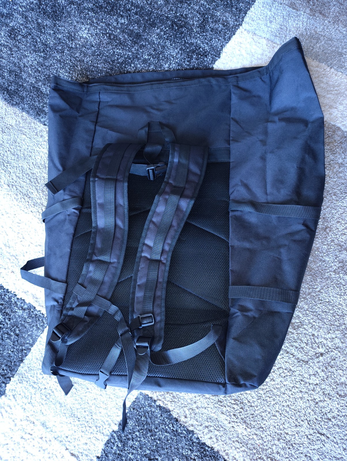 High Horse Black Solid Backpack Travel Zipper Closure Adjustable Shoulder Strap