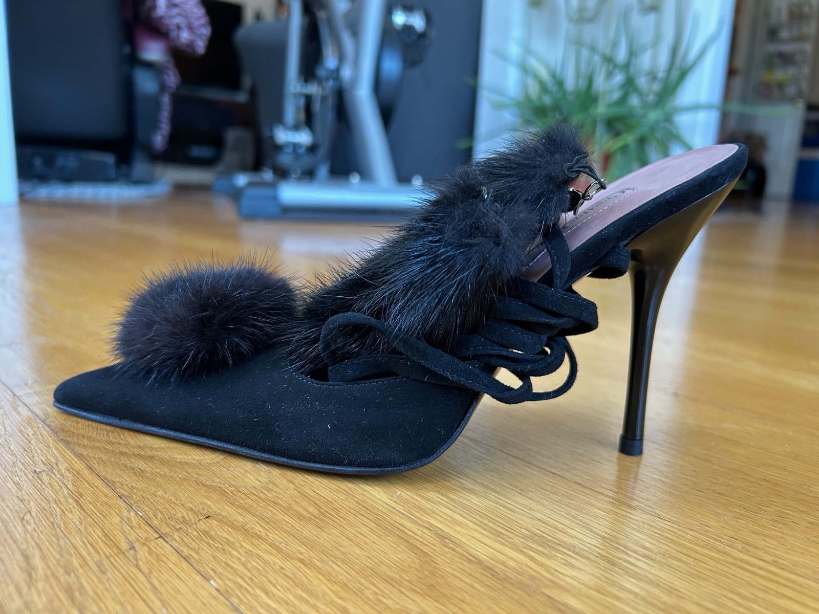 CESARE PACIOTTI Black Suede Pom-Pom Fur Tassels Sandals SZ 7.5 IT 37.5 Excellent