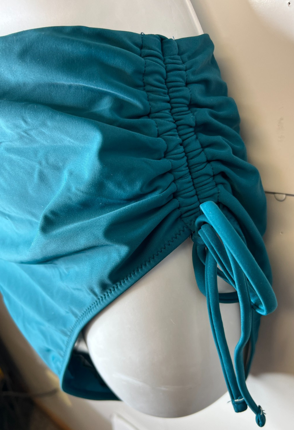 Blooming Jelly Teal High Waisted Bikini Set Size Medium Tummy Control 2 PC NWT