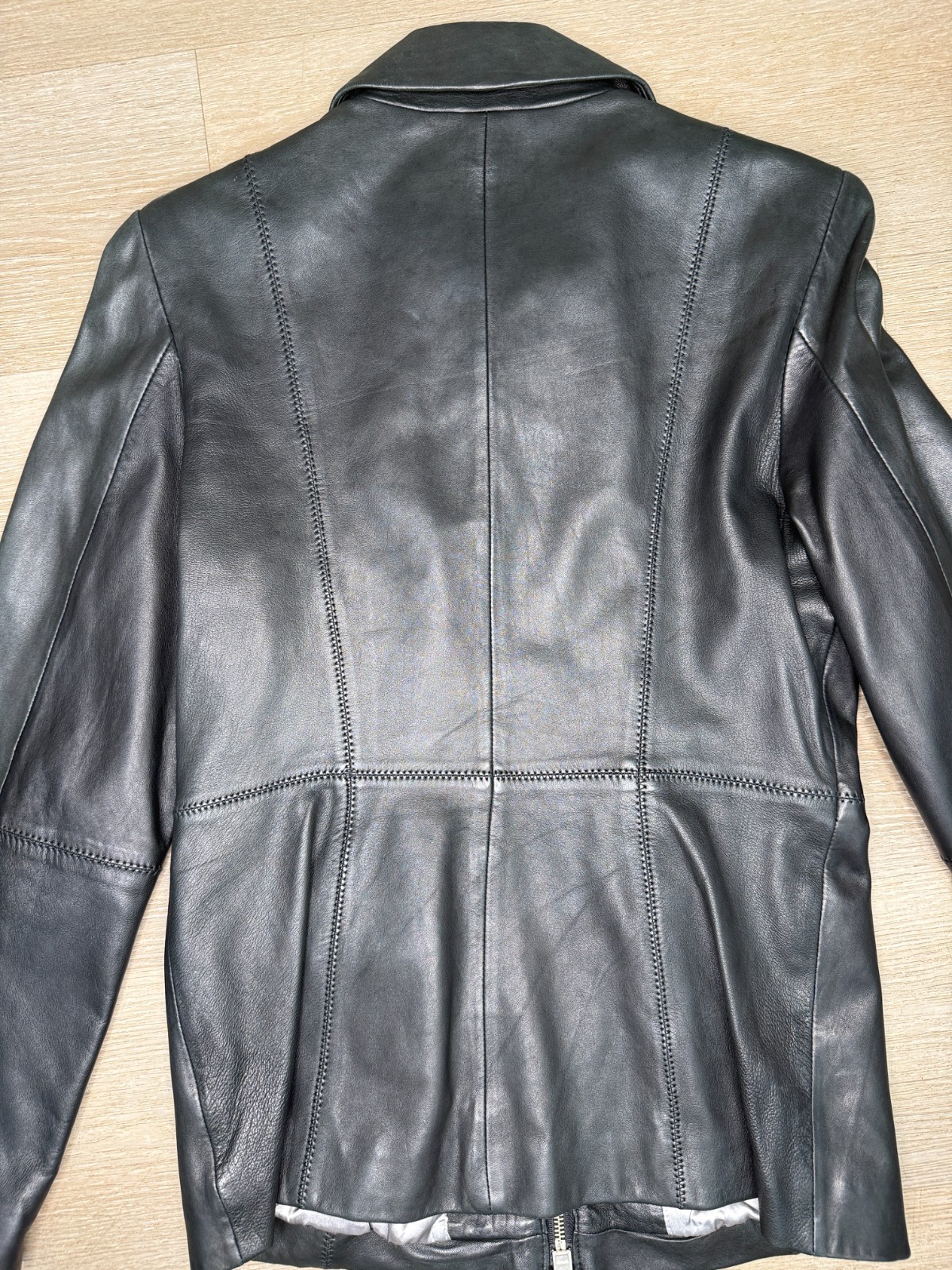 Vintage Guess Genuine Leather Jacket Women’s Black Moto Biker Zip Coat Size S
