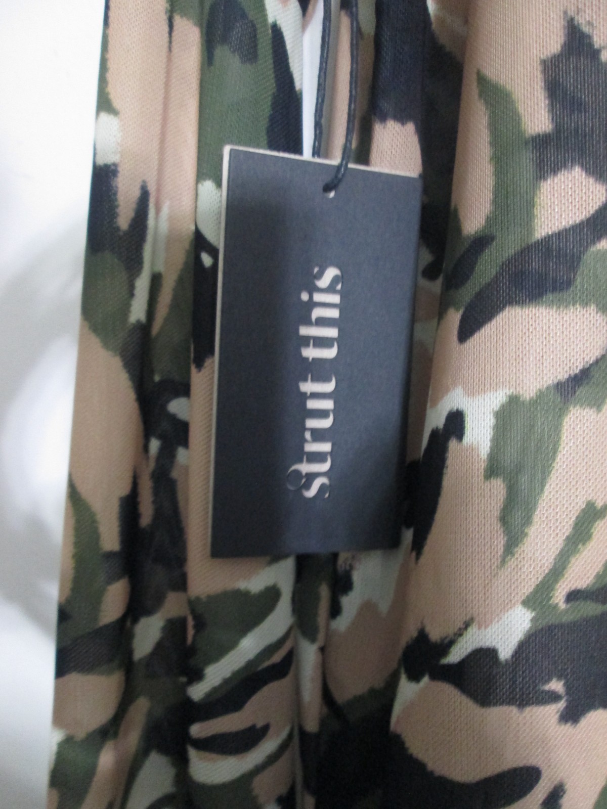Strut This ~ Athleisure Desert Camo Semi Sheer Temptation Top Stretch Mesh Sz L