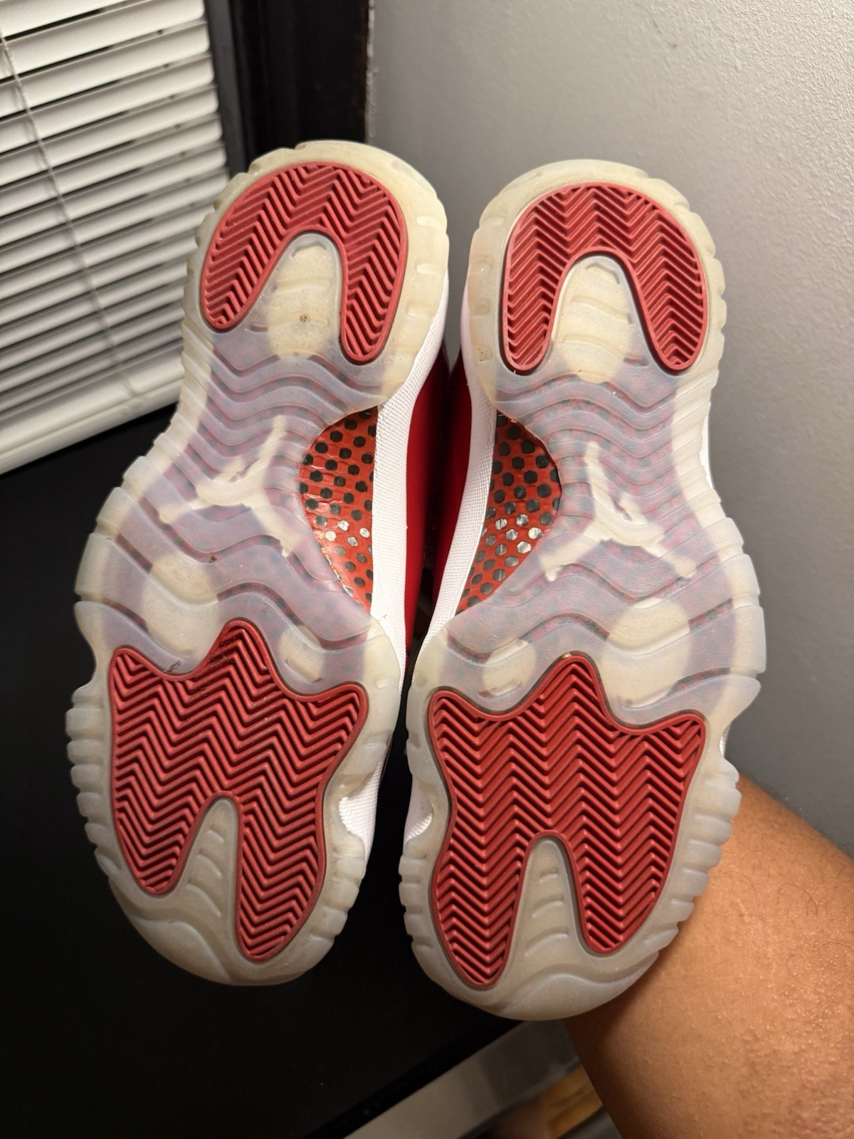 Jordan 11 Retro High Cherry Size 8.5 Great Condition
