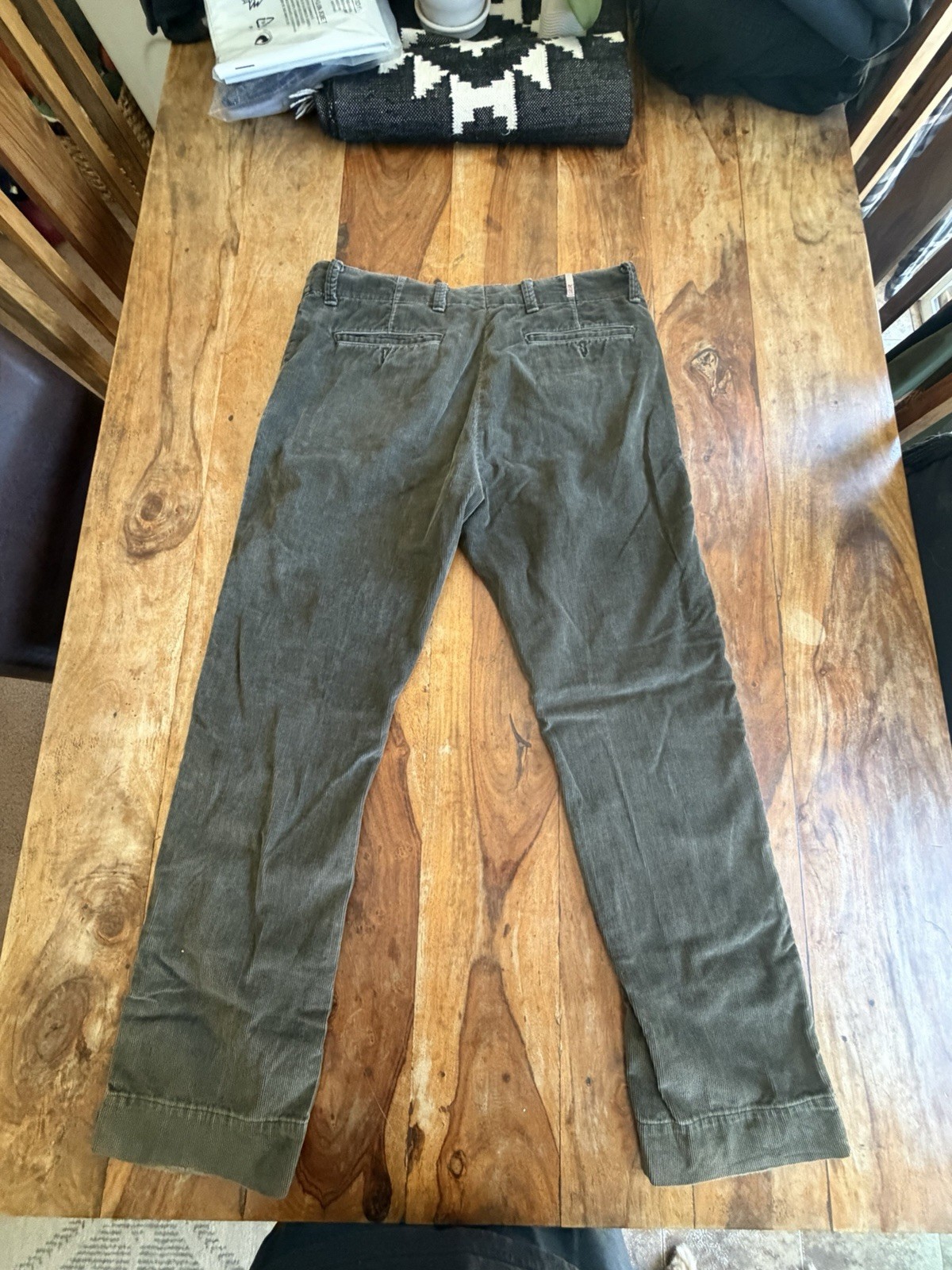 Banana Republic Heritage Men’s Brown Corduroy Pants Straight Fit 33W30L 33×30