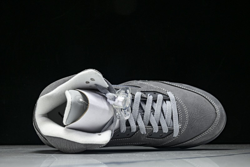AJ 5 Retro Wolf Grey DD0587-002 Men’s Shoe Sizes 4-13 (New With Box)