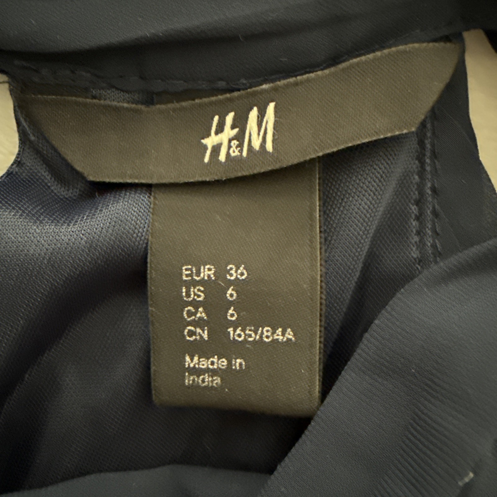 H&M High Neck Navy Pleated Swing Lined Sleeveless Tank Blouse Size 6