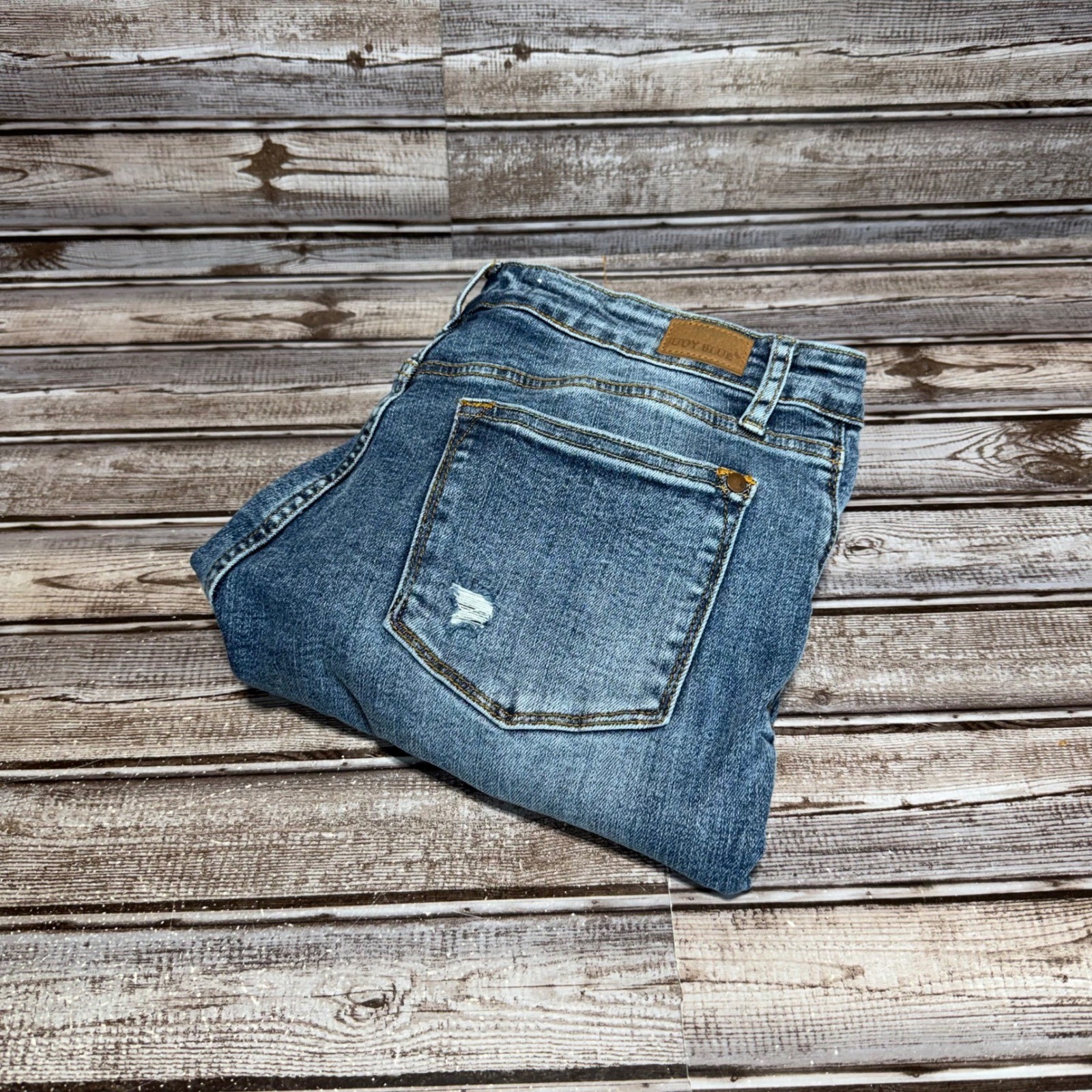 Judy Blue Distressed Slim Fit Medium Wash Denim Jeans Size 7/28 Blue Tapered Leg