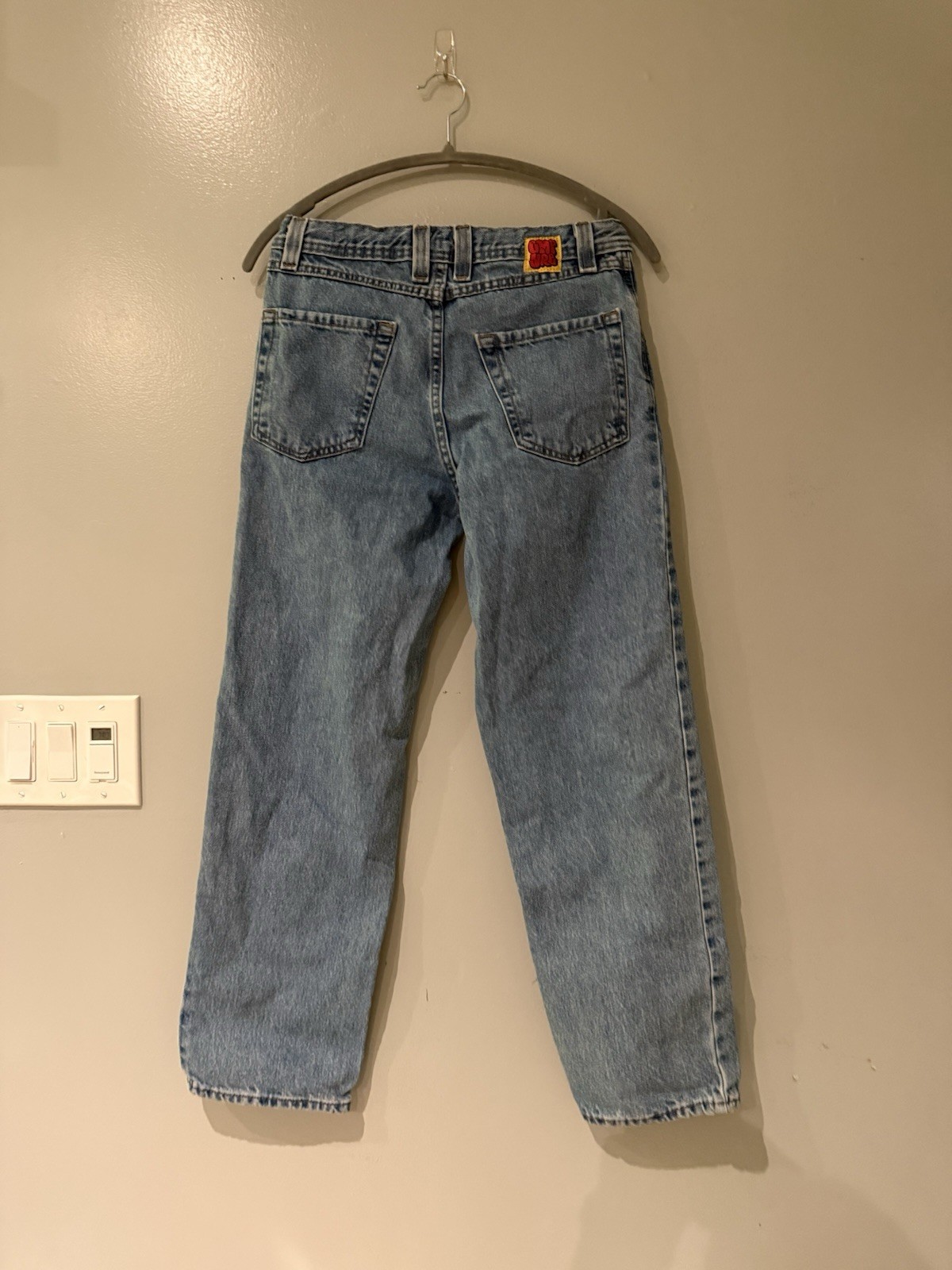 Empyre Jeans Blue Light Wash Straight Leg Denim Mid Rise 90s Grunge Hip Hop (80)