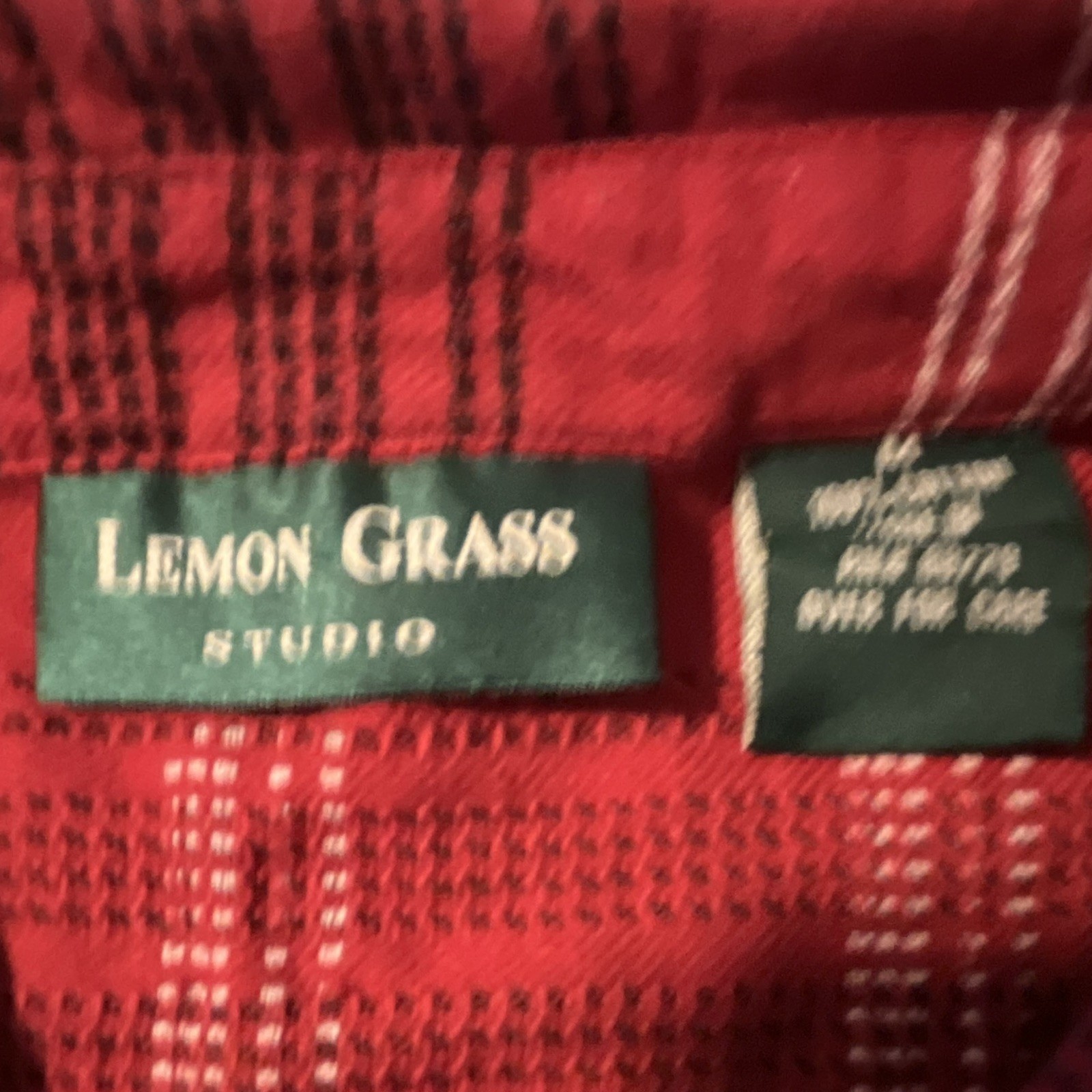Lemon Grass Studio Men’s Red/White Plaid Cotton Long Sleeve Button-Up Shirt M