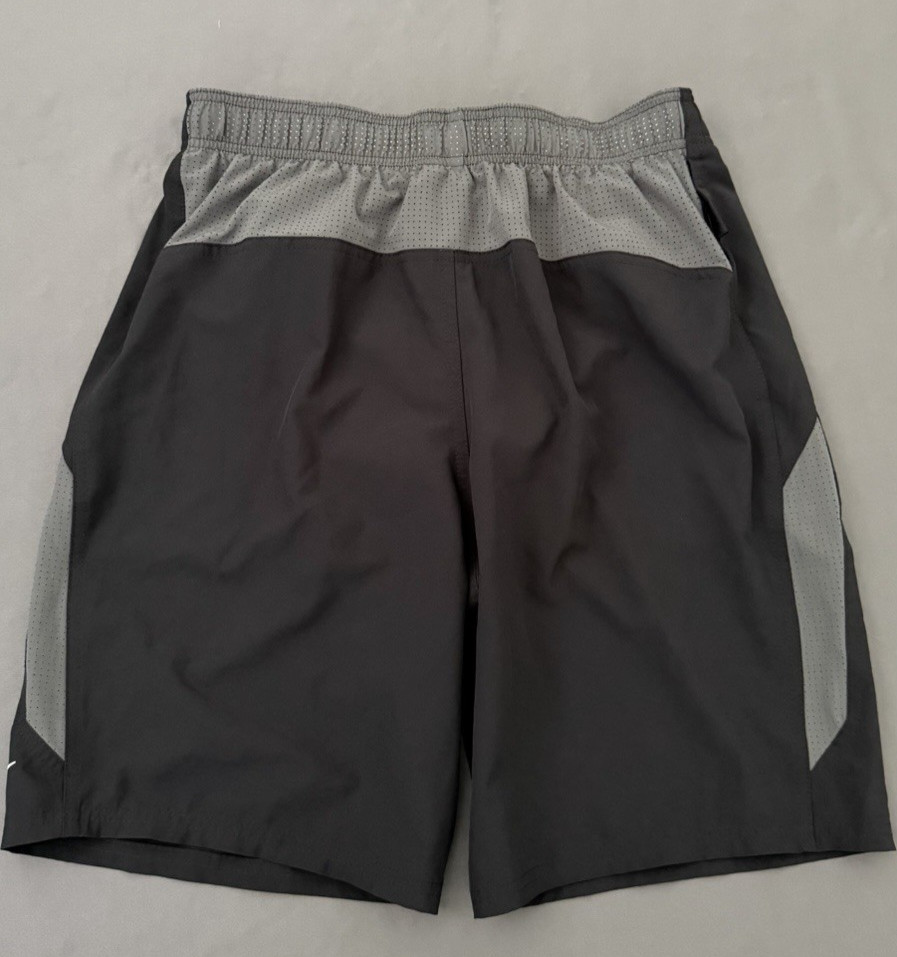 Nike Core Contend Volley Swim Trunks Men’s Size Medium Black Drawstring Lined