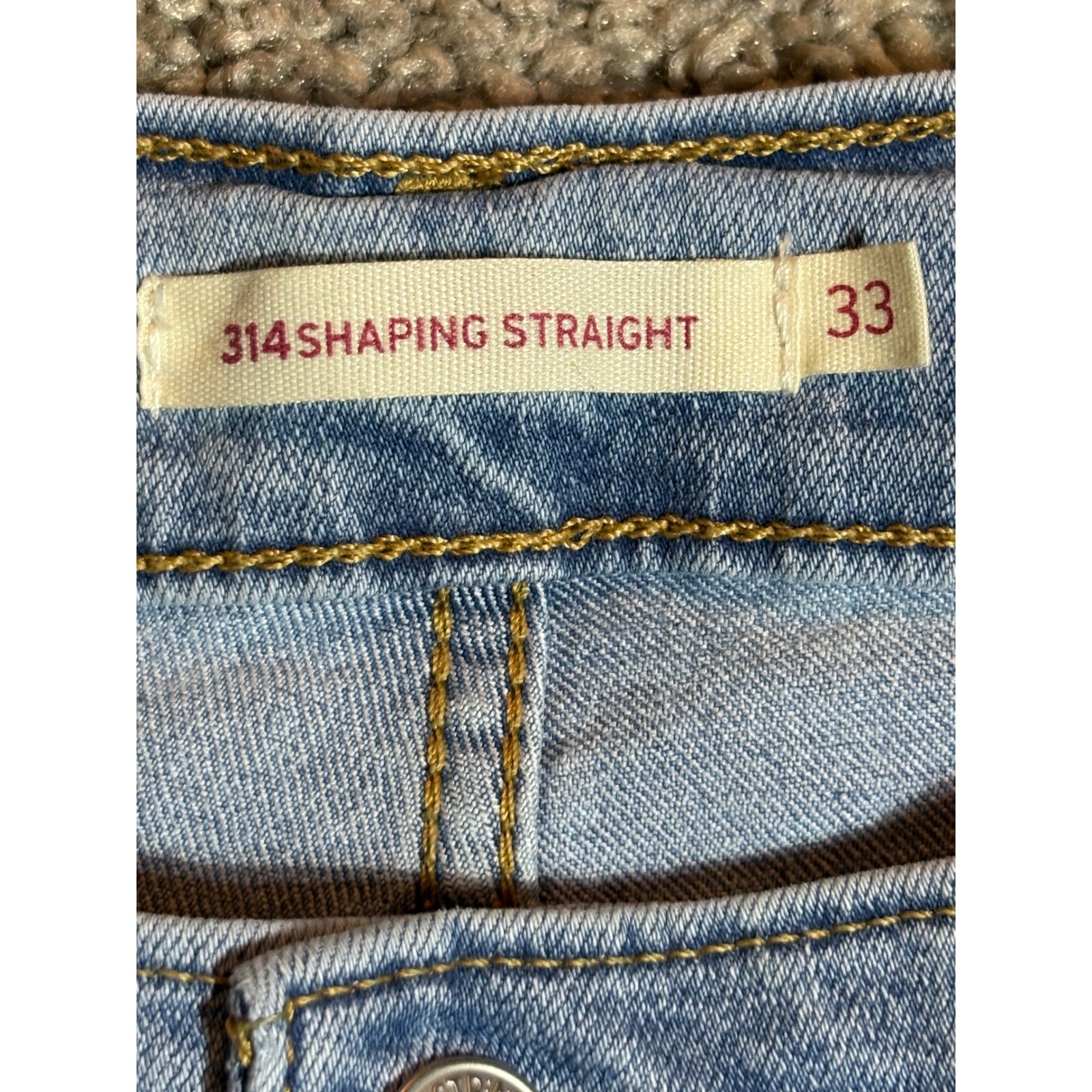Levis 314 Shaping Straight Jeans Womens 33×32 Light Wash Denim 19631-0297