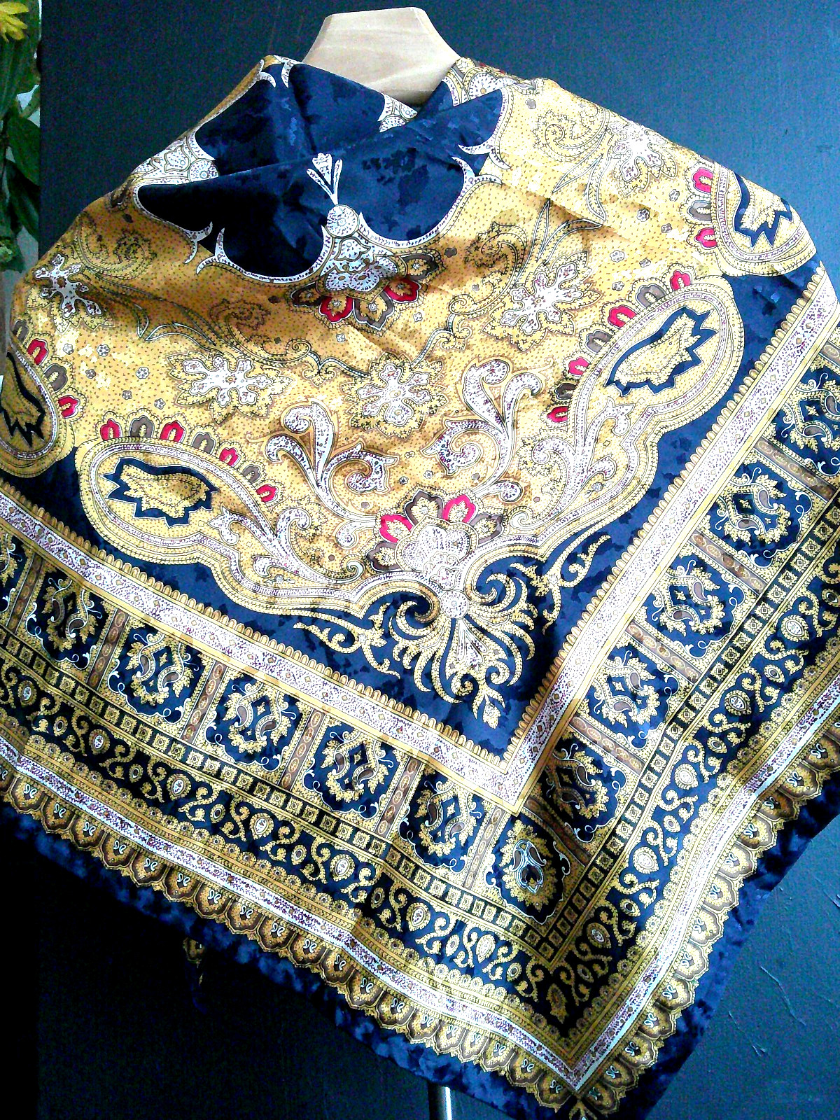 Oriental Design Scarf 35×35 Jacquard Polyester Hand Rolled Hemmed