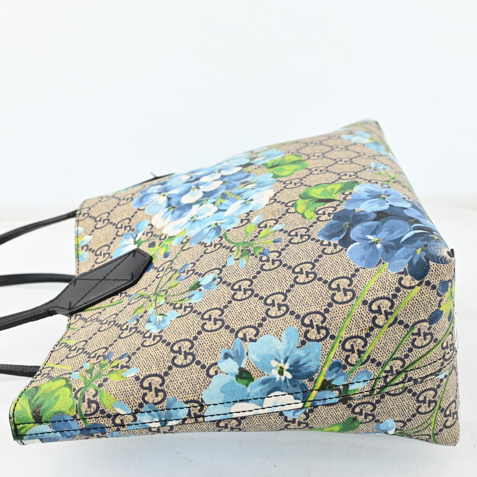 GUCCI Blooms Printed Tote Bag GG Reversible PVC Blue M1371YC804
