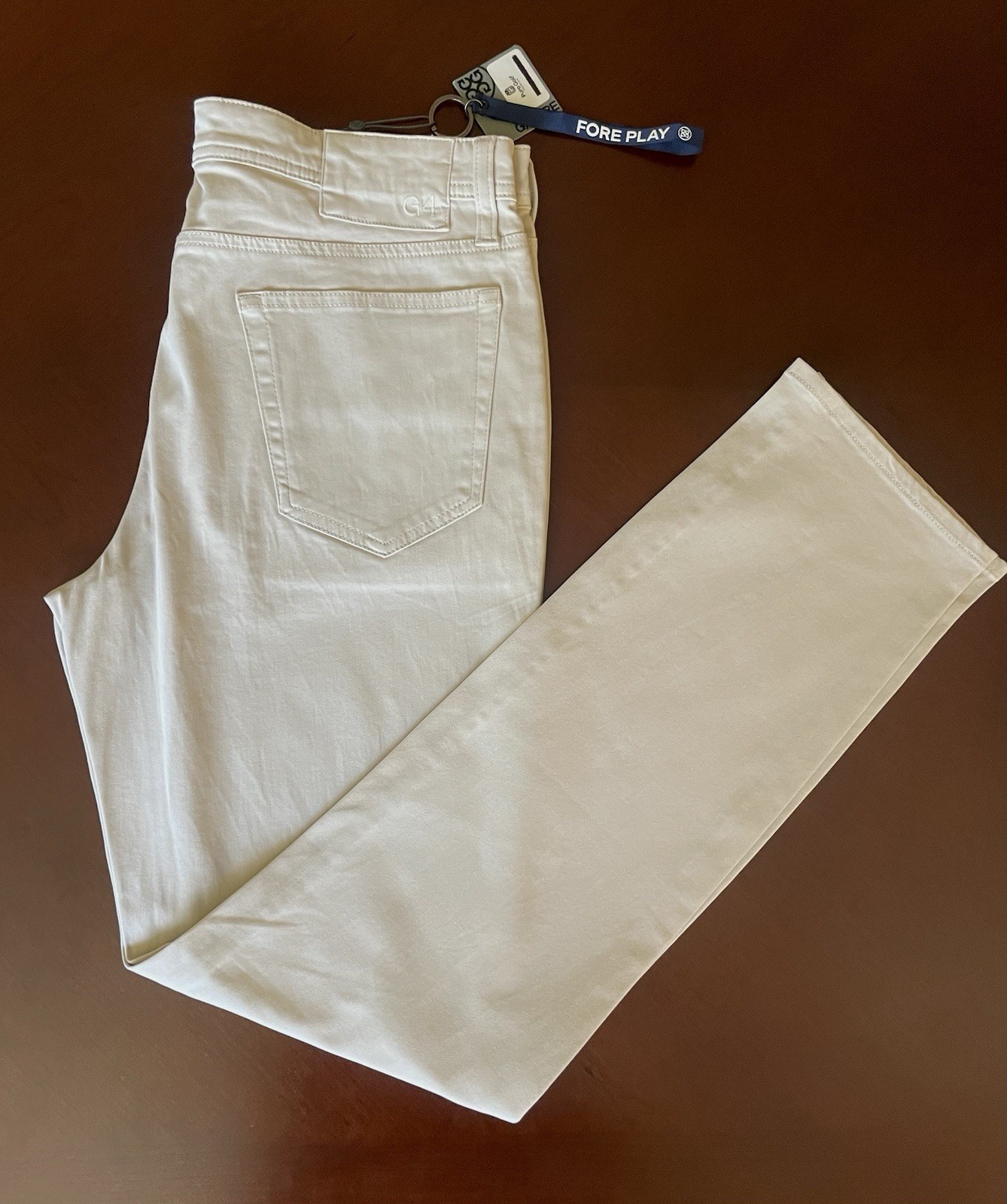 G/FORE Men’s Slim Fit Beige Denim Jeans Light Wash 5-Pocket Logo NWT