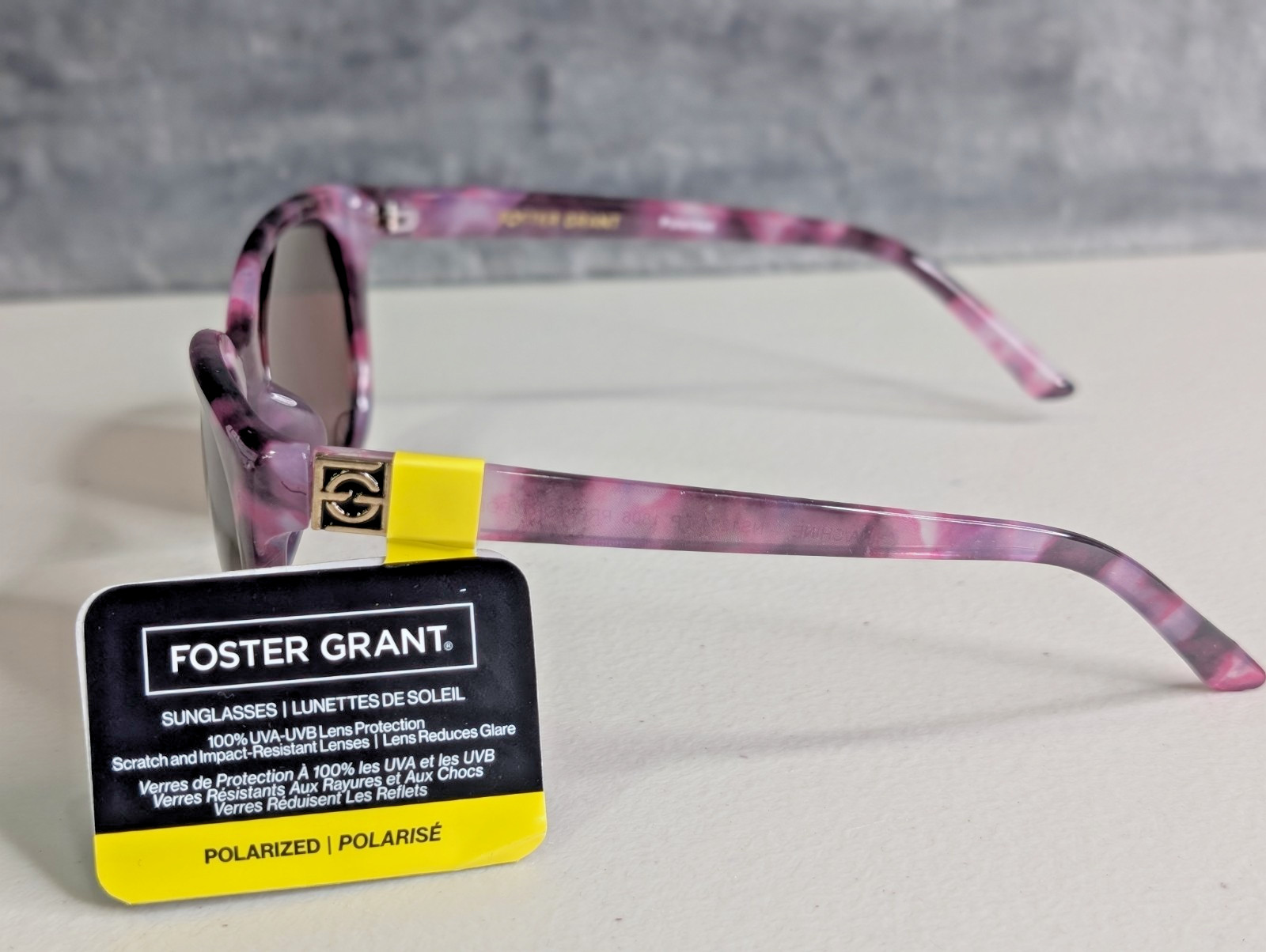 Foster Grant Sunglasses Womens Purple Tortoise Oval Designer Polarized Blemished