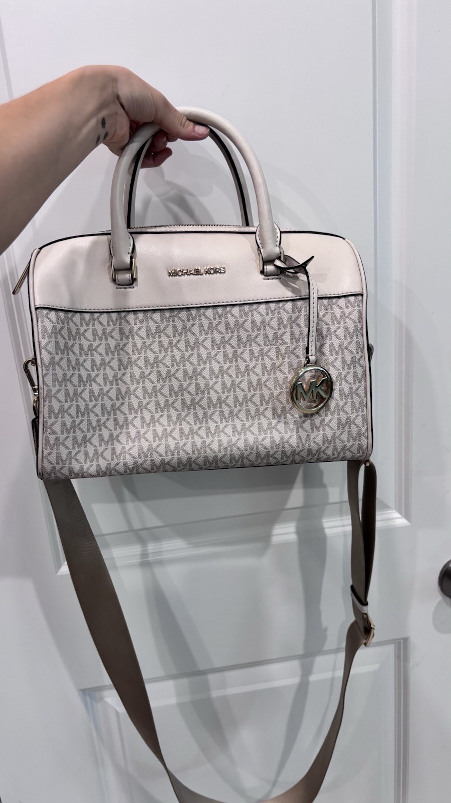 Michael Kors white purse set (authentic)
