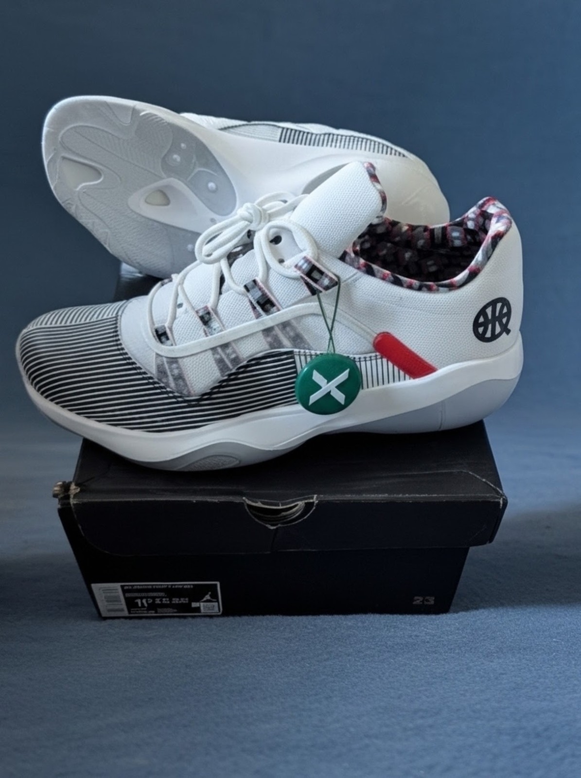 Men’s Low Top Lace-Up Athletic Sneakers, White/Black/Red Striped