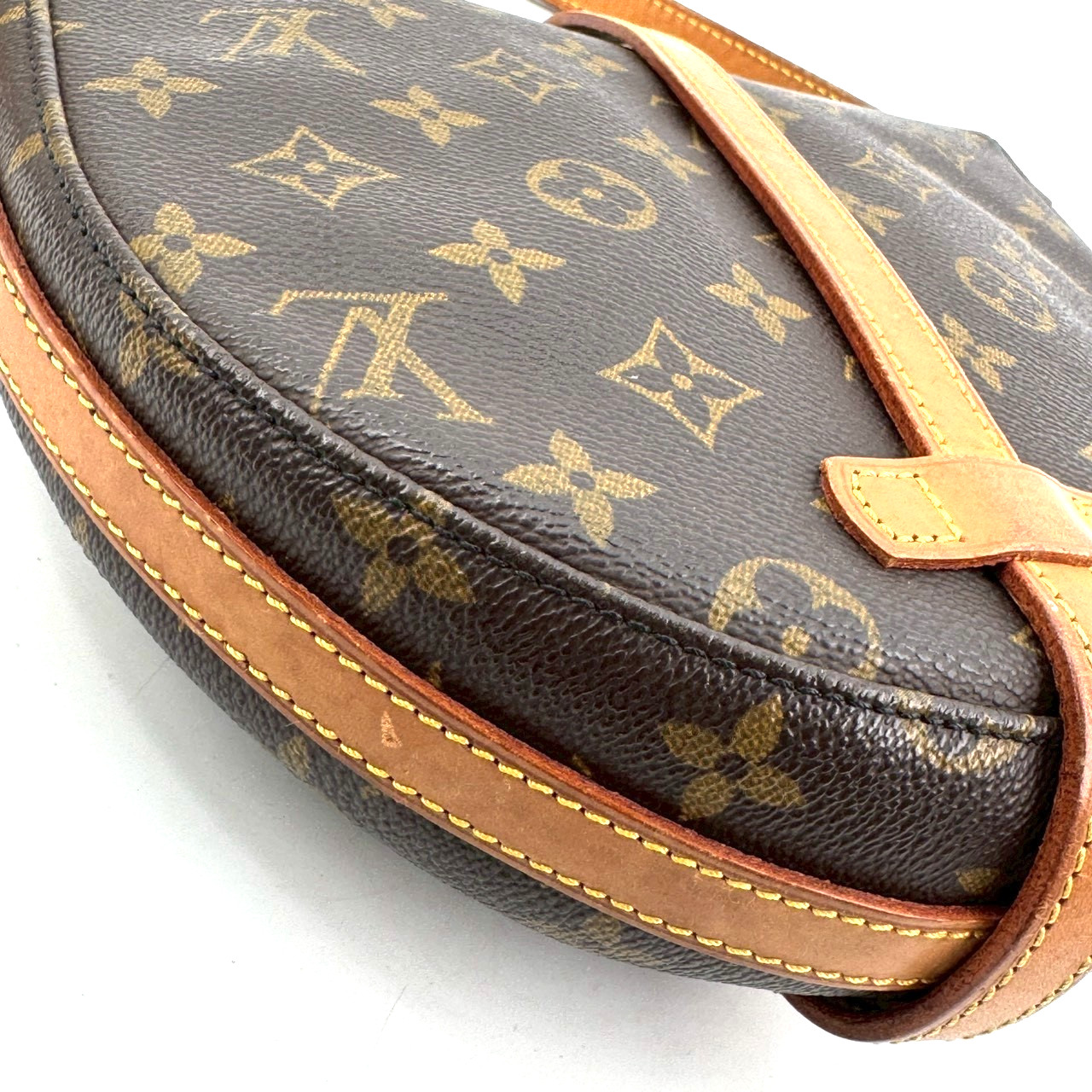Louis Vuitton Shanti Shoulder Bag Half Moon LV Leather Authentic