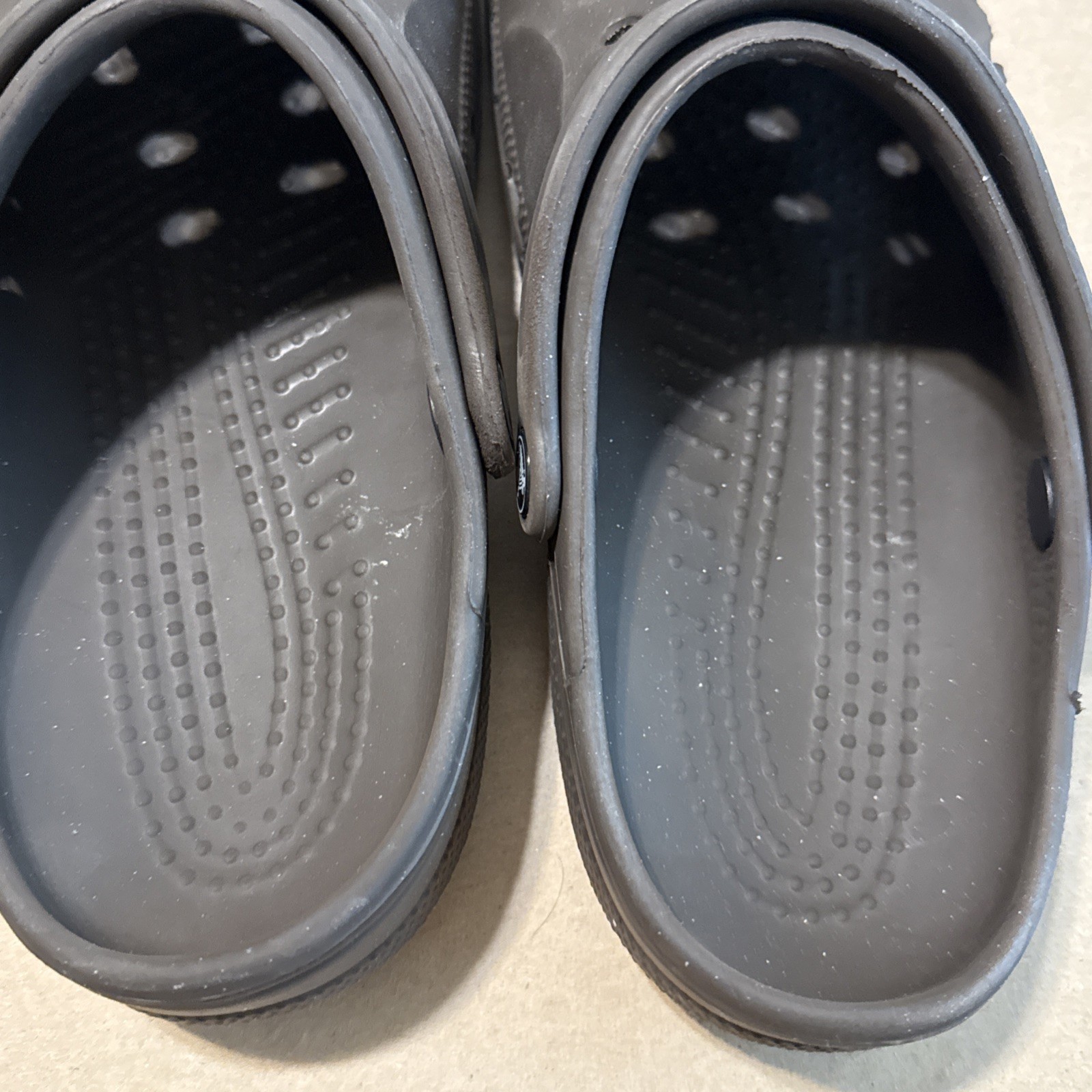 CROCS Baya Dark Brown Clogs M9 W11 – Preowned Very Clean