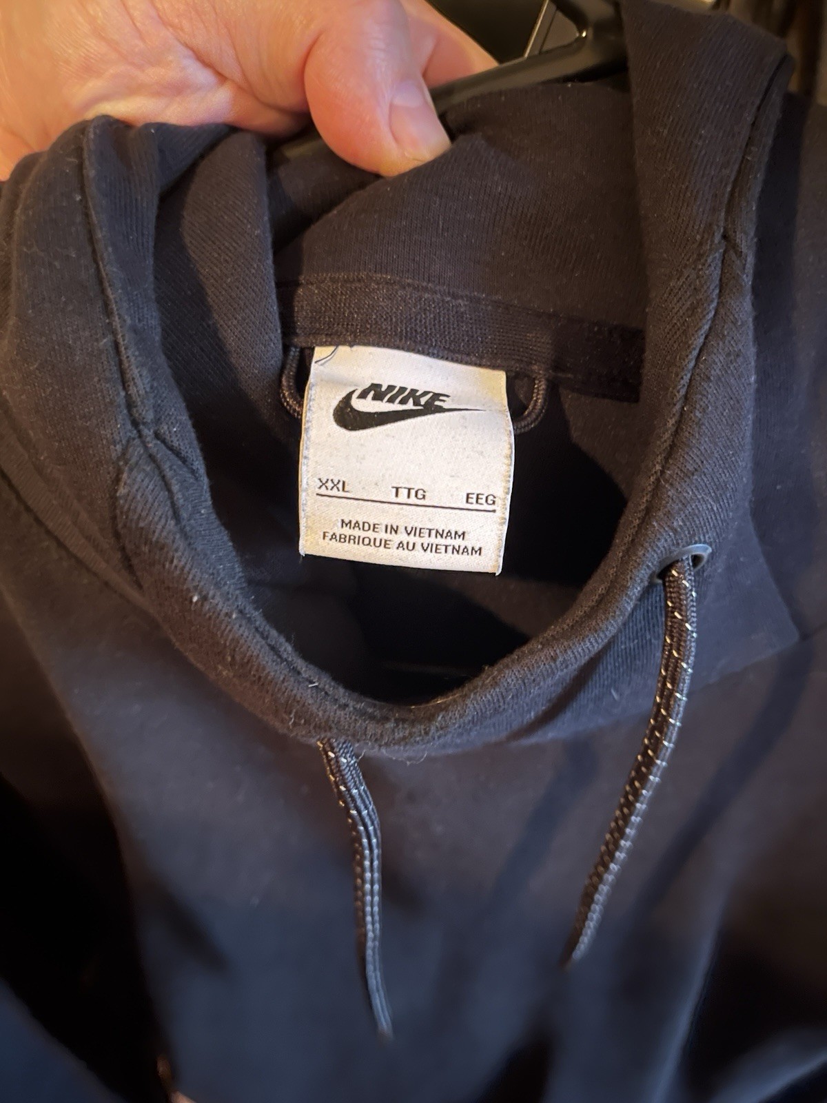 Nike Tech Fleece Men’s 2XL Black Pullover Fleece Hoodie Worn 2x!