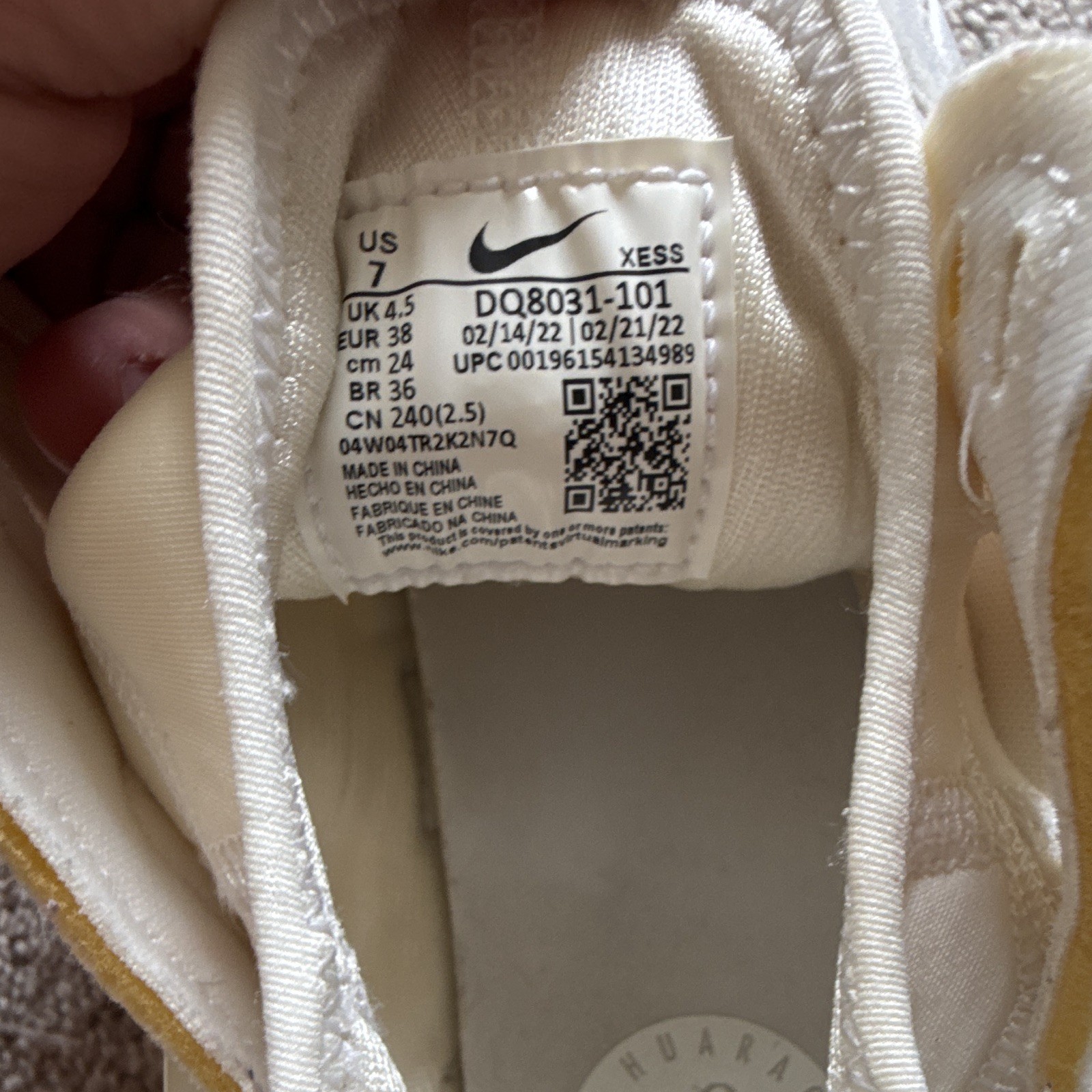 Nike Air White Gum Low Top Mesh Hook & Loop woman’s Athletic Sneakers