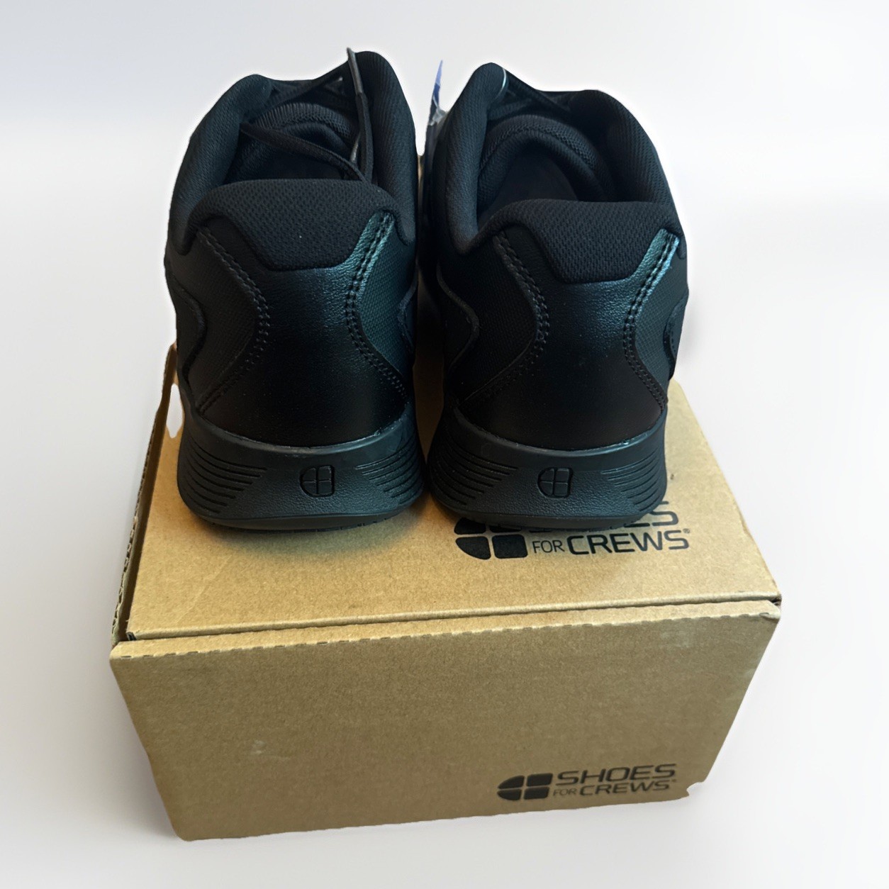 New In Box Shoes For Crews Black Leather Falcon III Women’s 11 Wide Work Shoe