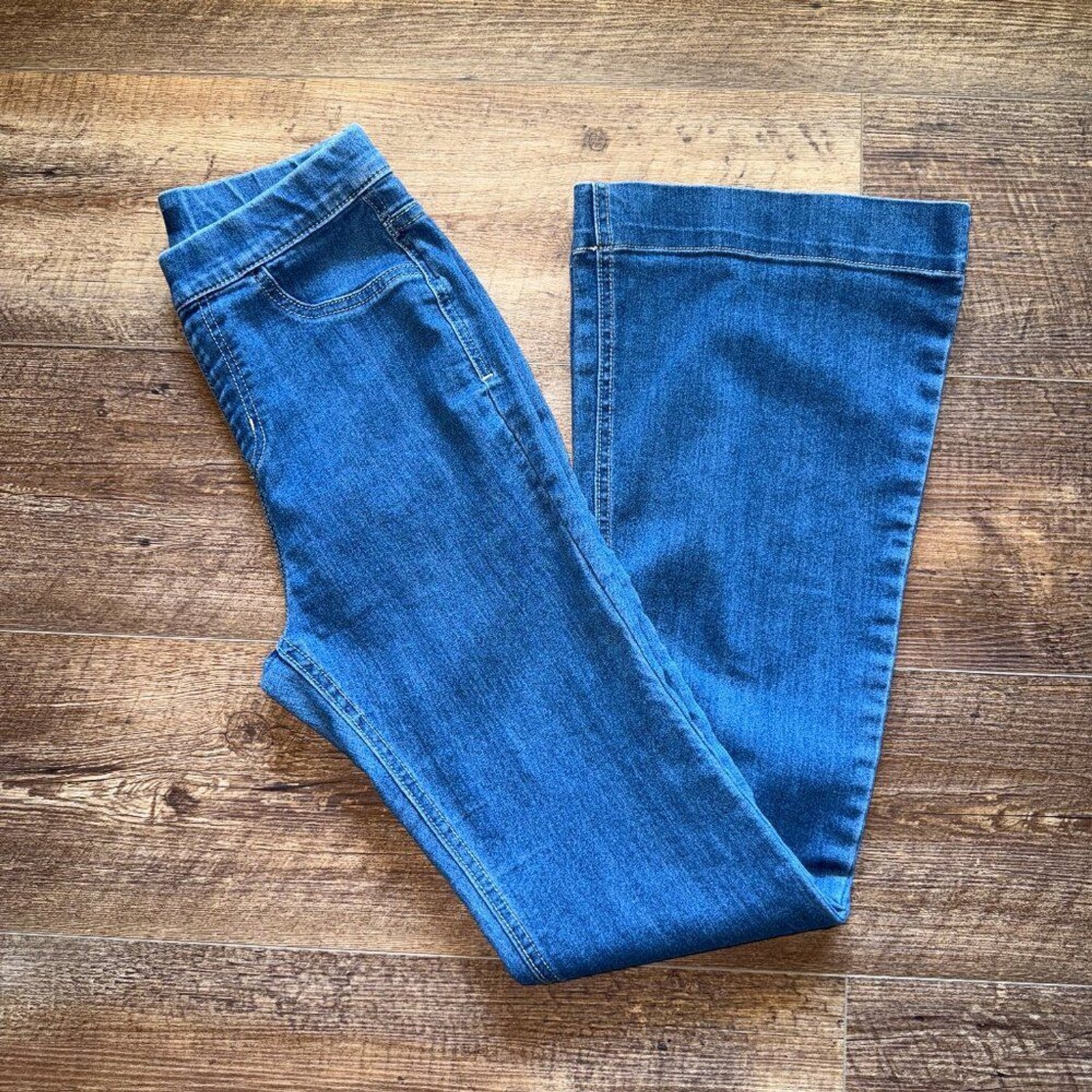 Cello Jeans Women’s Mid-Rise Flared Jegging Elasticized Waist-Band Size Small