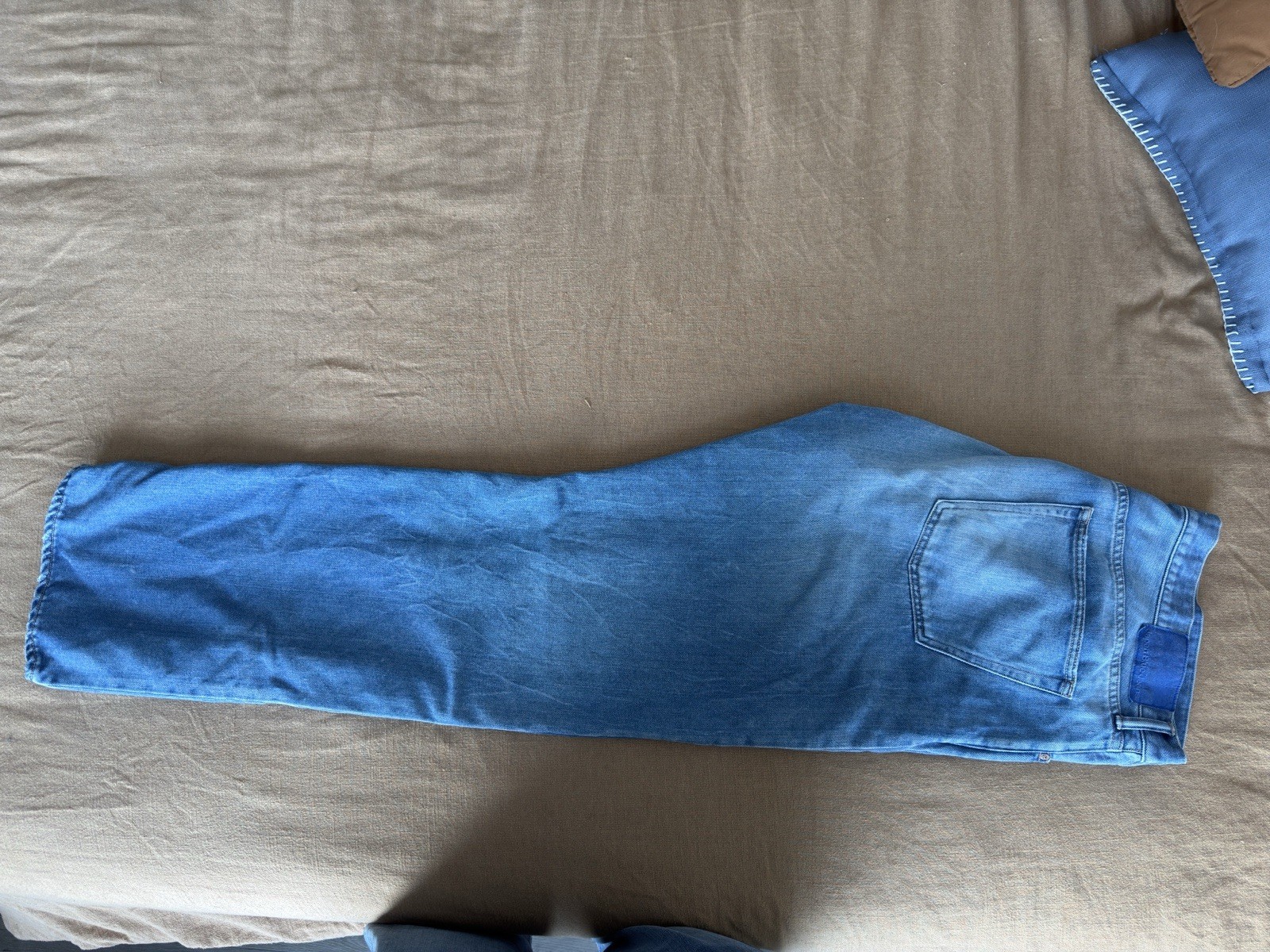 Japan Blue Jeans Men’s Wide-Leg Light Wash Denim Jeans Mid Rise