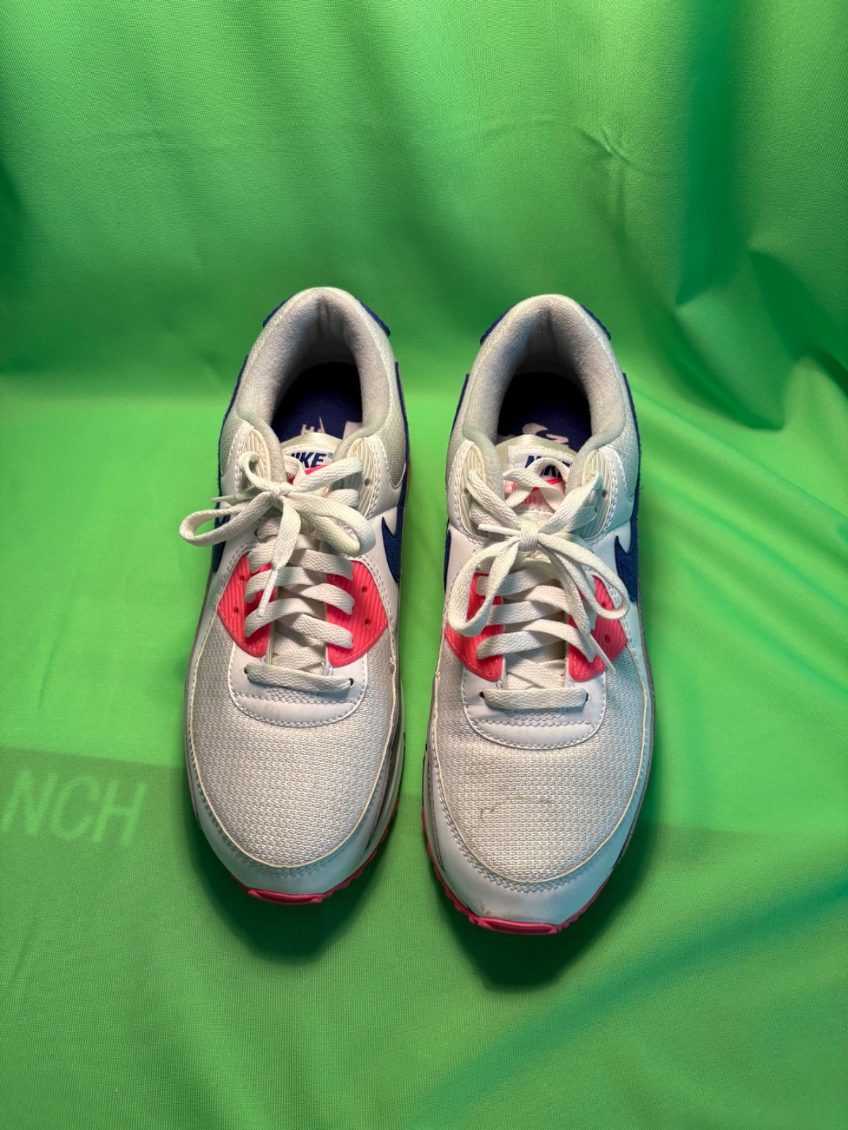 Nike Air Max 90 Women’s Size 12 White Gray Pink Blue Running Sneakers