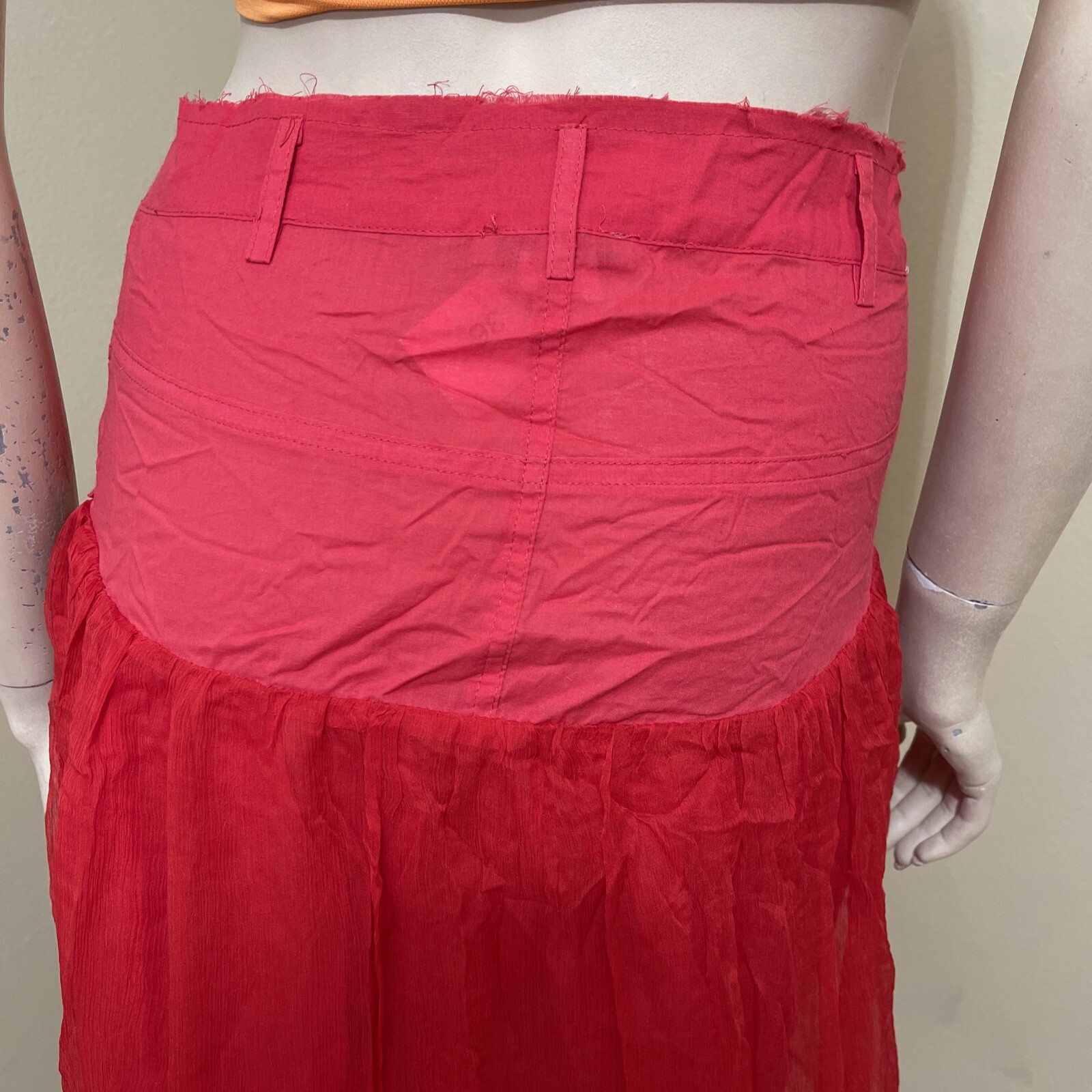 Women’s Red Silk Casual Beaded Embroidered Ruffle Zipper Size M(6-8) Skirt