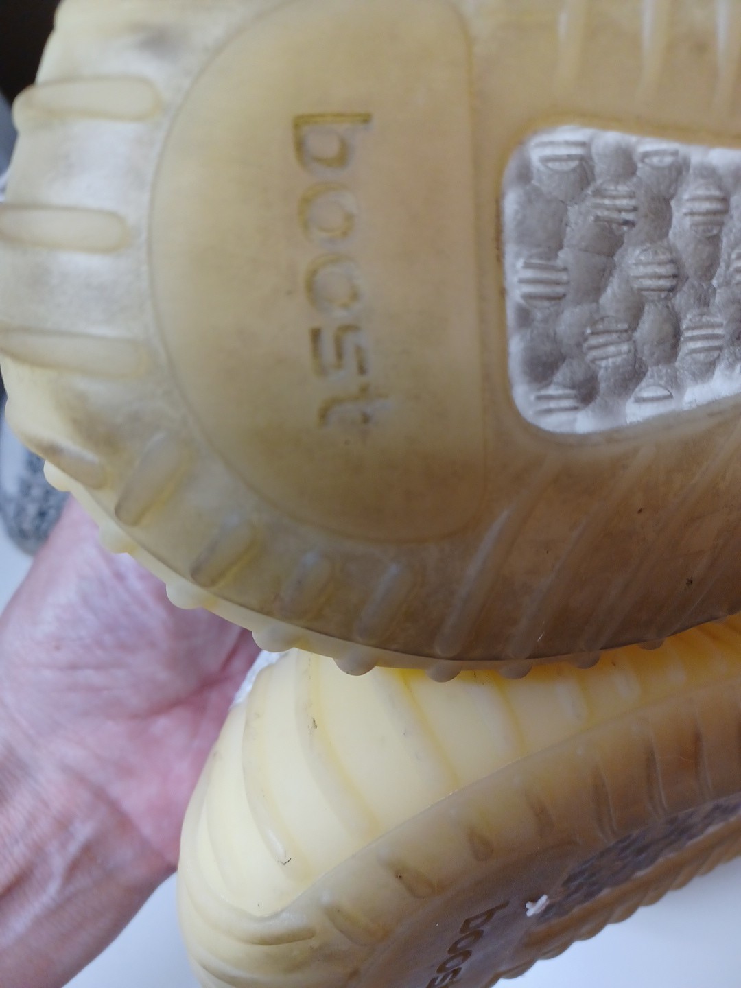 adidas Yeezy Boost 350 V2 Bone HQ6316 Mens 6.5
