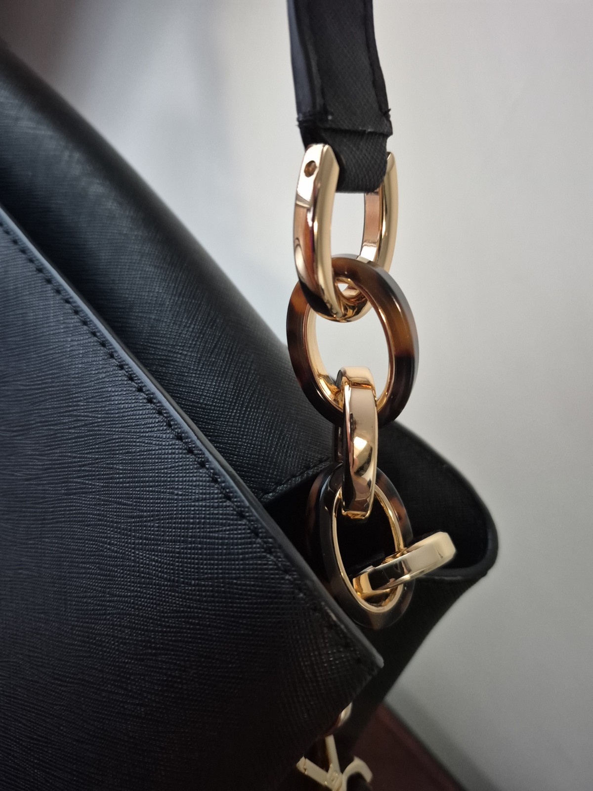 Michael Kors Portia Black Saffiano Leather Purse W/Dust Bag