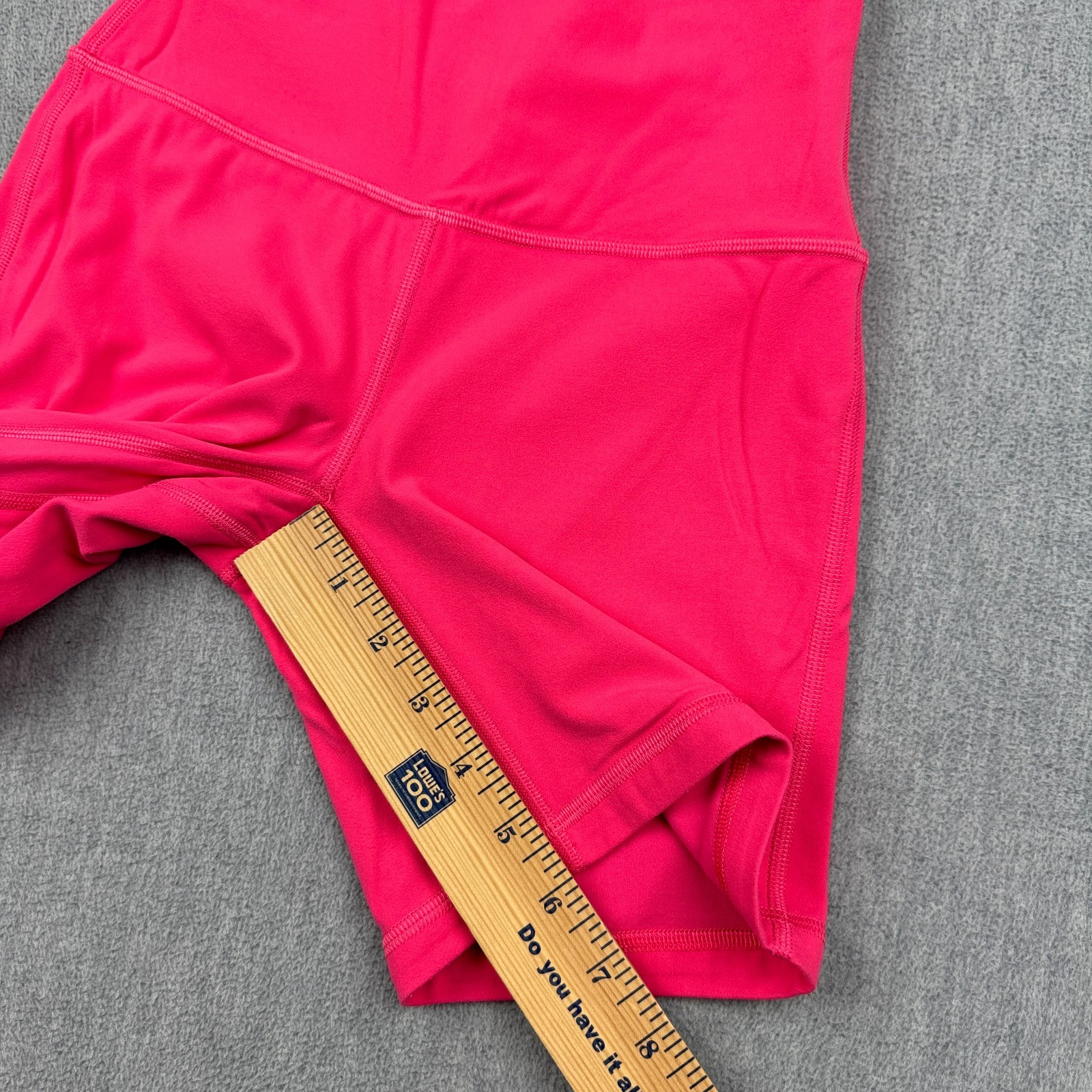 Lululemon Shorts Womens 4 Pink Align High Rise Stretch Workout Gym Yoga Active