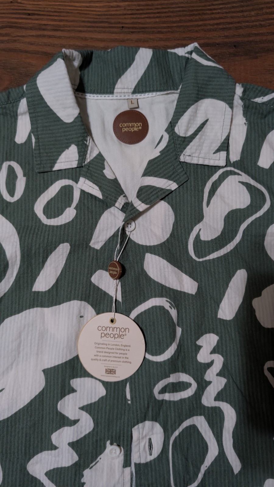 Common People Textured Shirt Knit Collar Short Sleeve Button Up Size L NWT