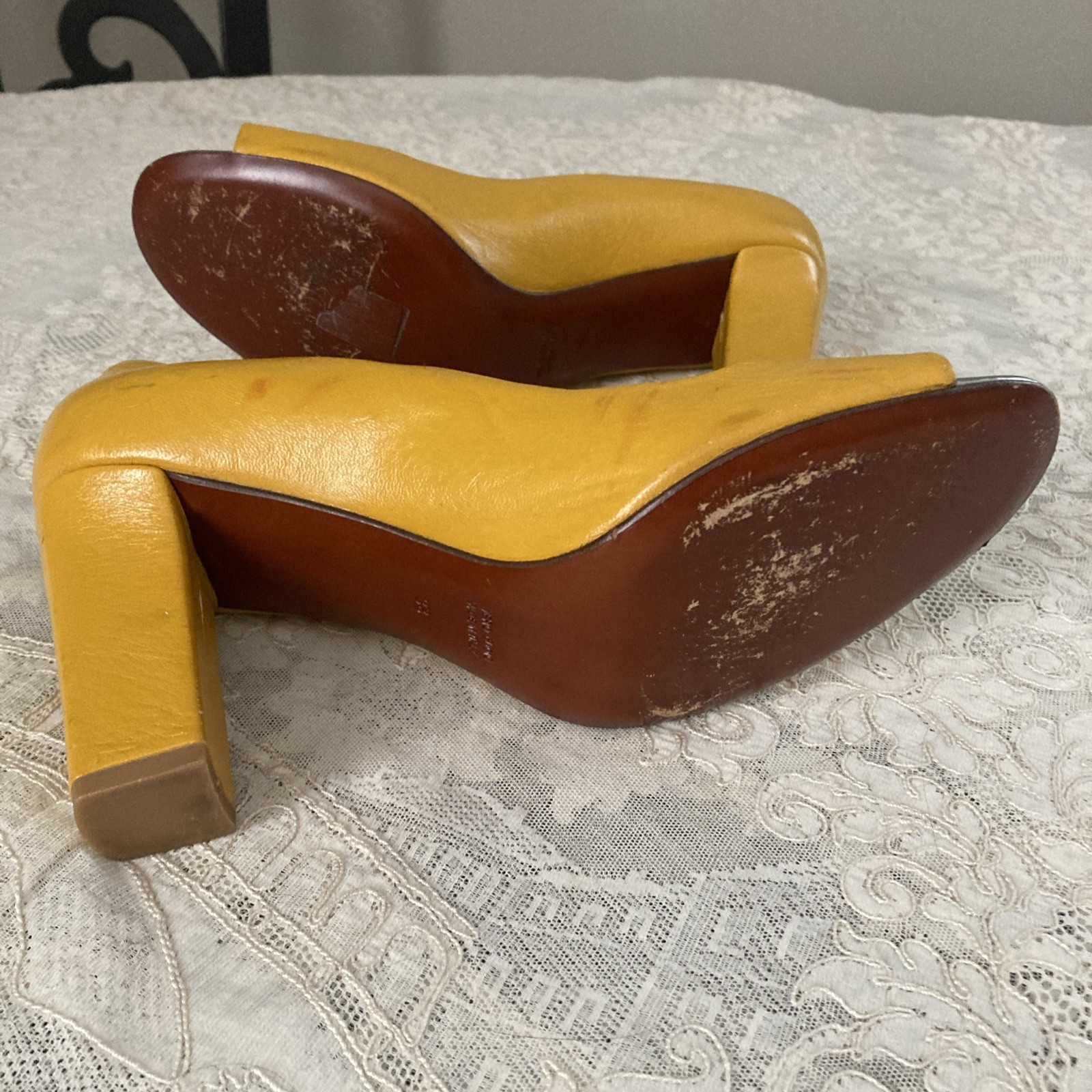 VINTAGE Lanvin Ete 2008 Yellow Patent Leather Metallic Peep Toe Pumps Sz 38 / 7