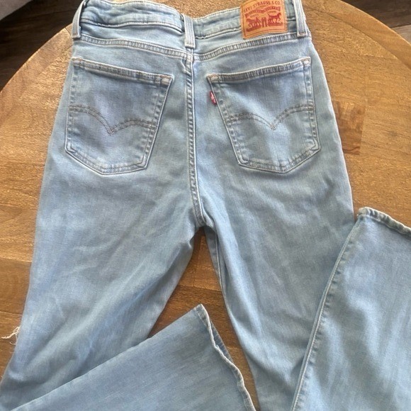 Levi’s 726 High-Rise Flare Size 29