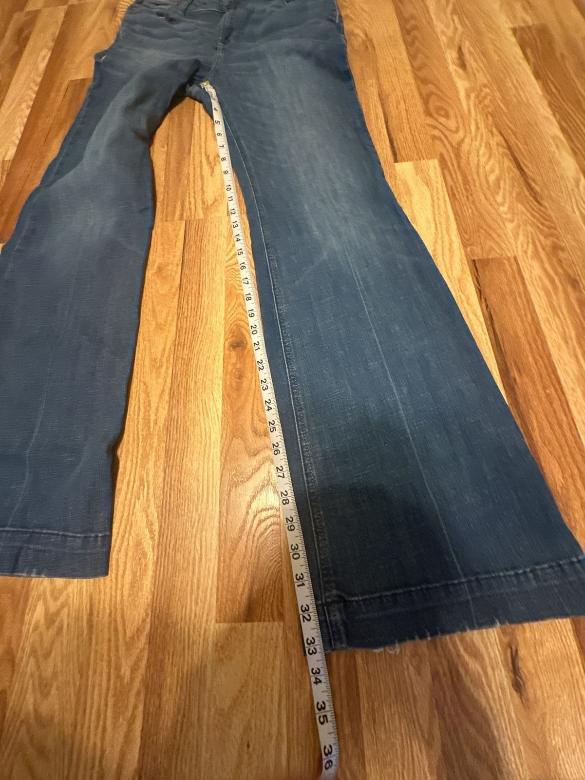 Ariat R.E.A.L. Denim Women’s Mid-Rise Flare Leg Jeans Size 31R