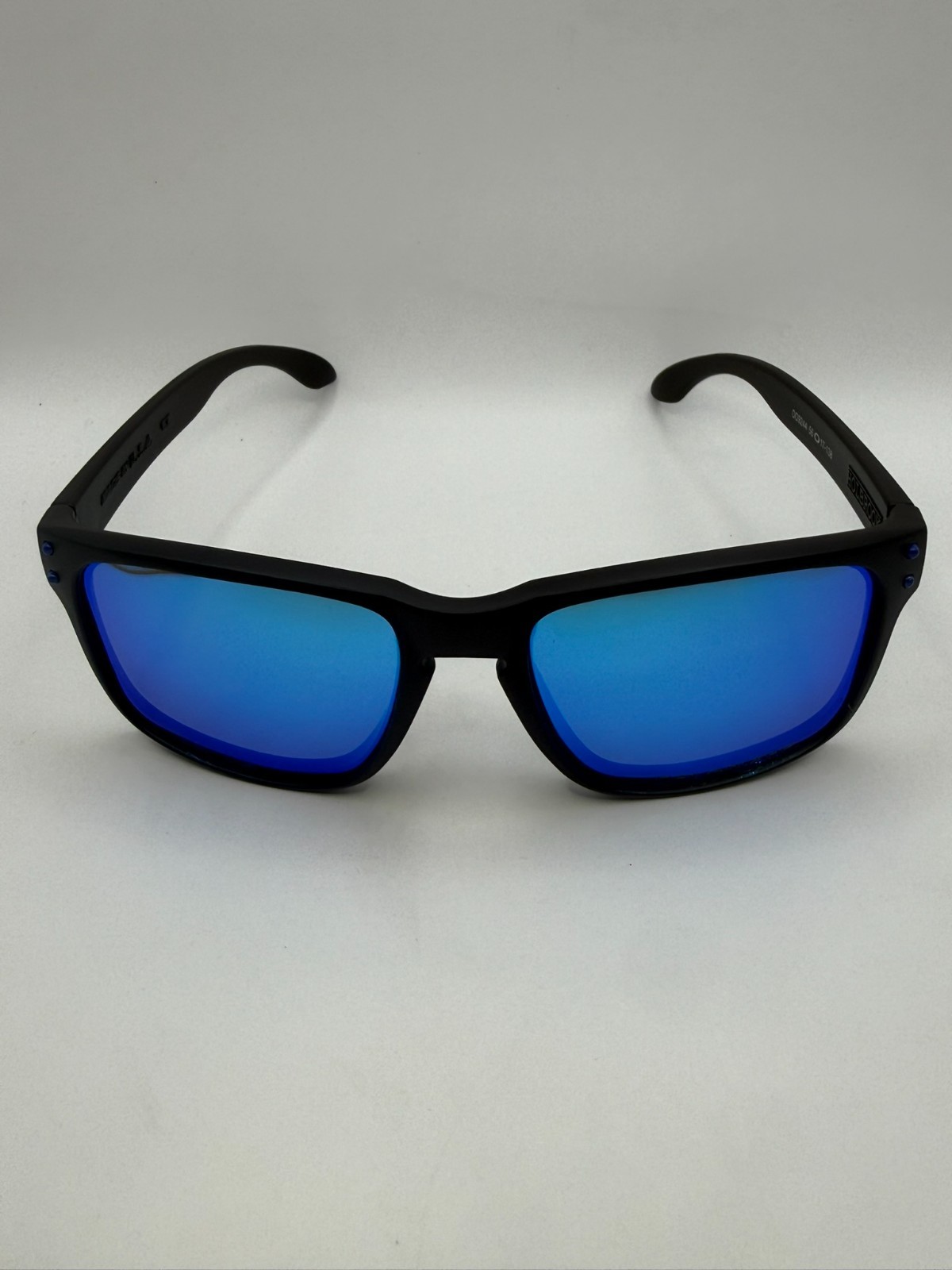 Oakley Holbrook OO9244 Matte Black Frame Polarized Sapphire Lens Sunglasses 56mm