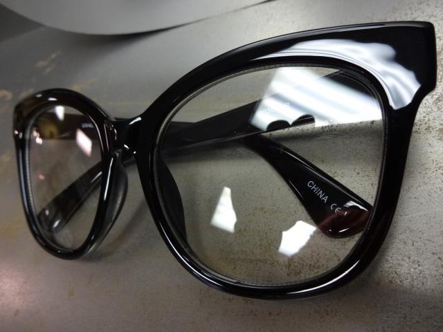 OVERSIZED EXAGGERATED Retro CAT EYE Clear Lens EYE GLASSES Large Big Black Frame